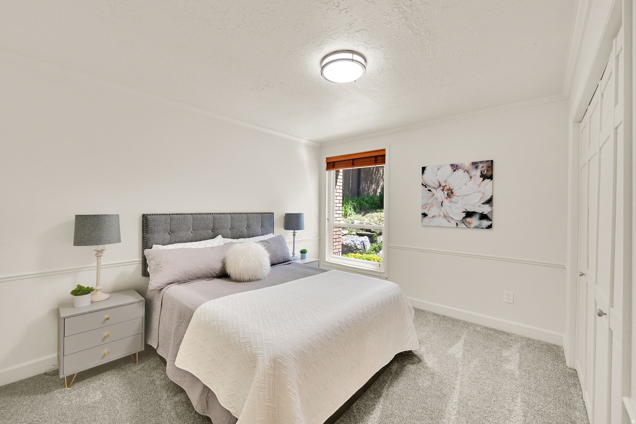 KNOLLWOOD - Residential