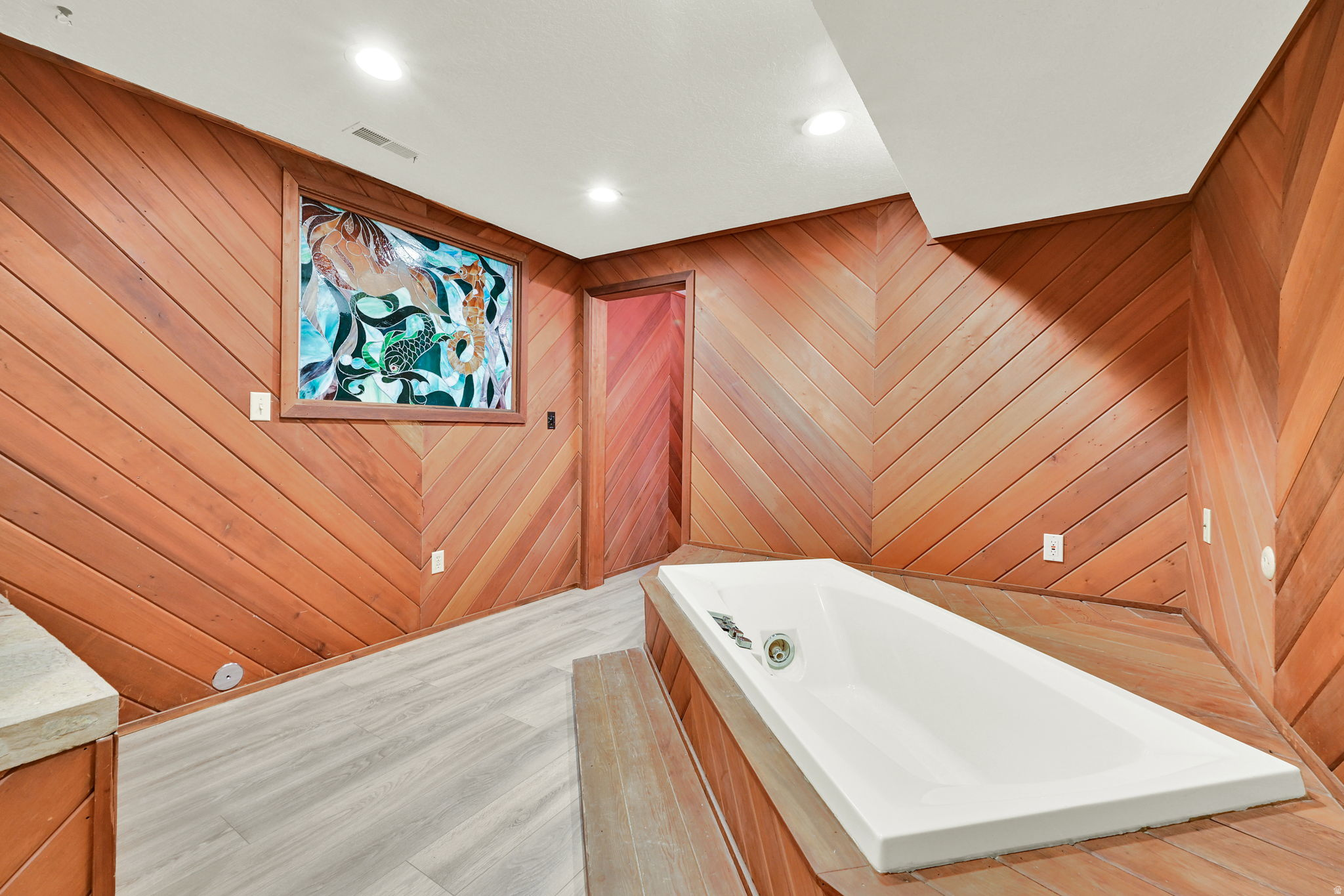 KNOLLWOOD - Residential