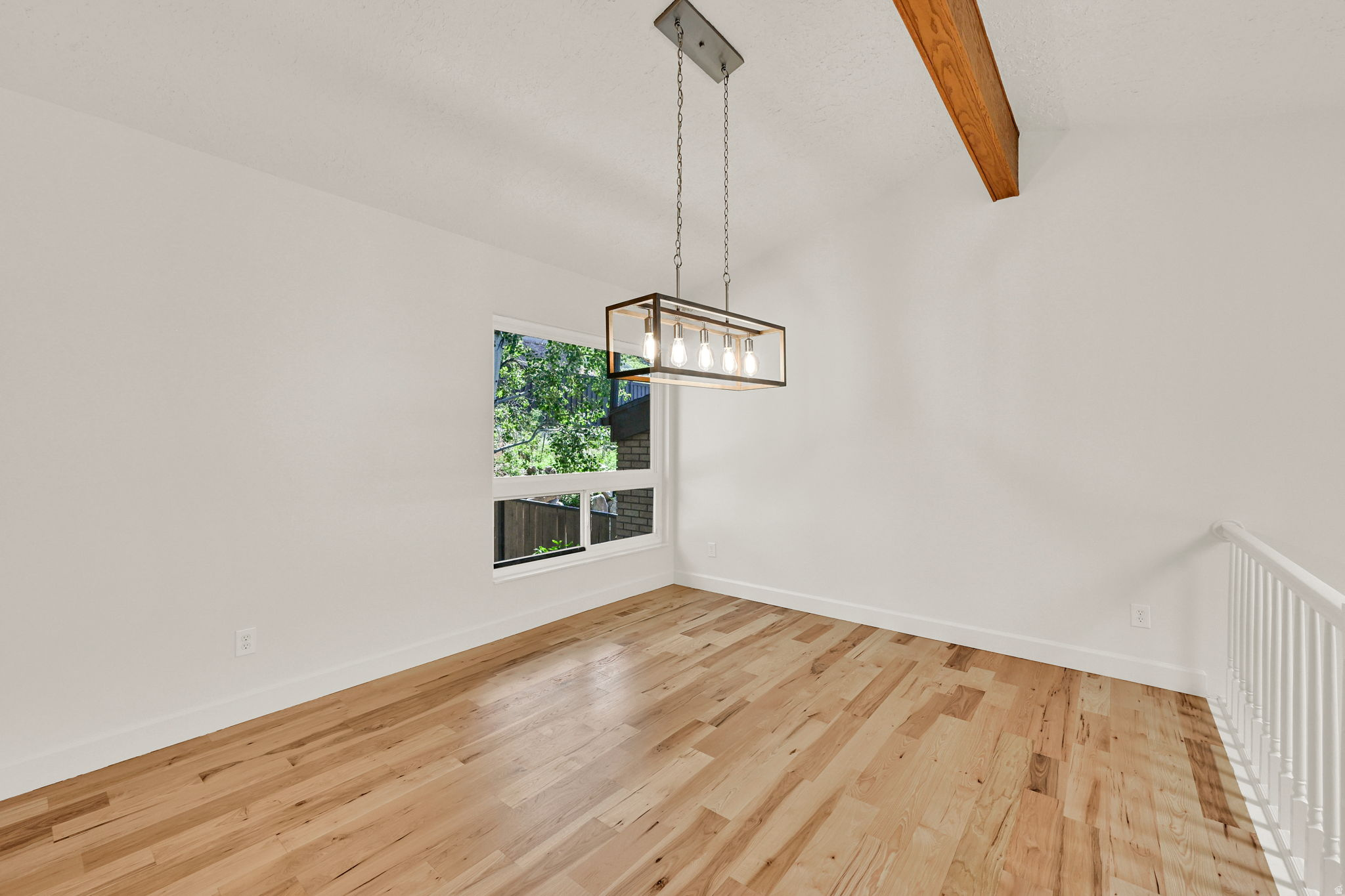 KNOLLWOOD - Residential