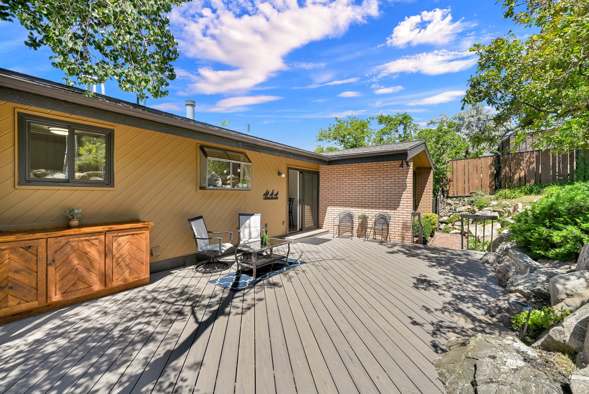 KNOLLWOOD - Residential