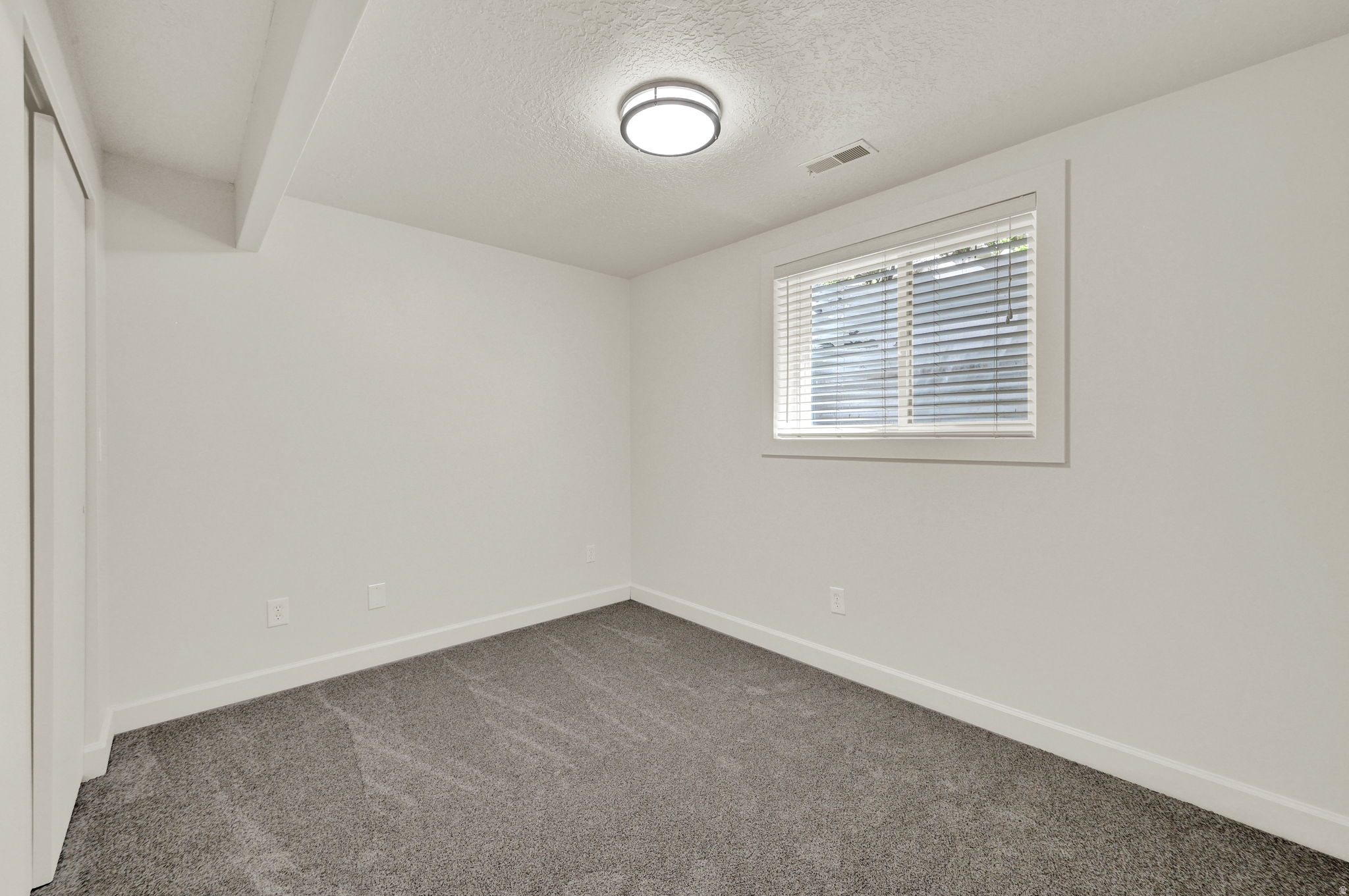 KNOLLWOOD - Residential