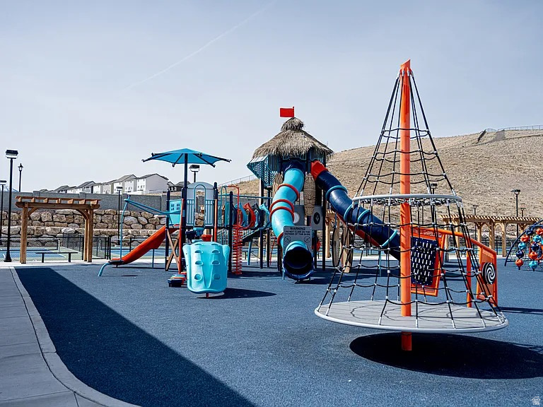 THE VALLEY AT WILDFL - Residential