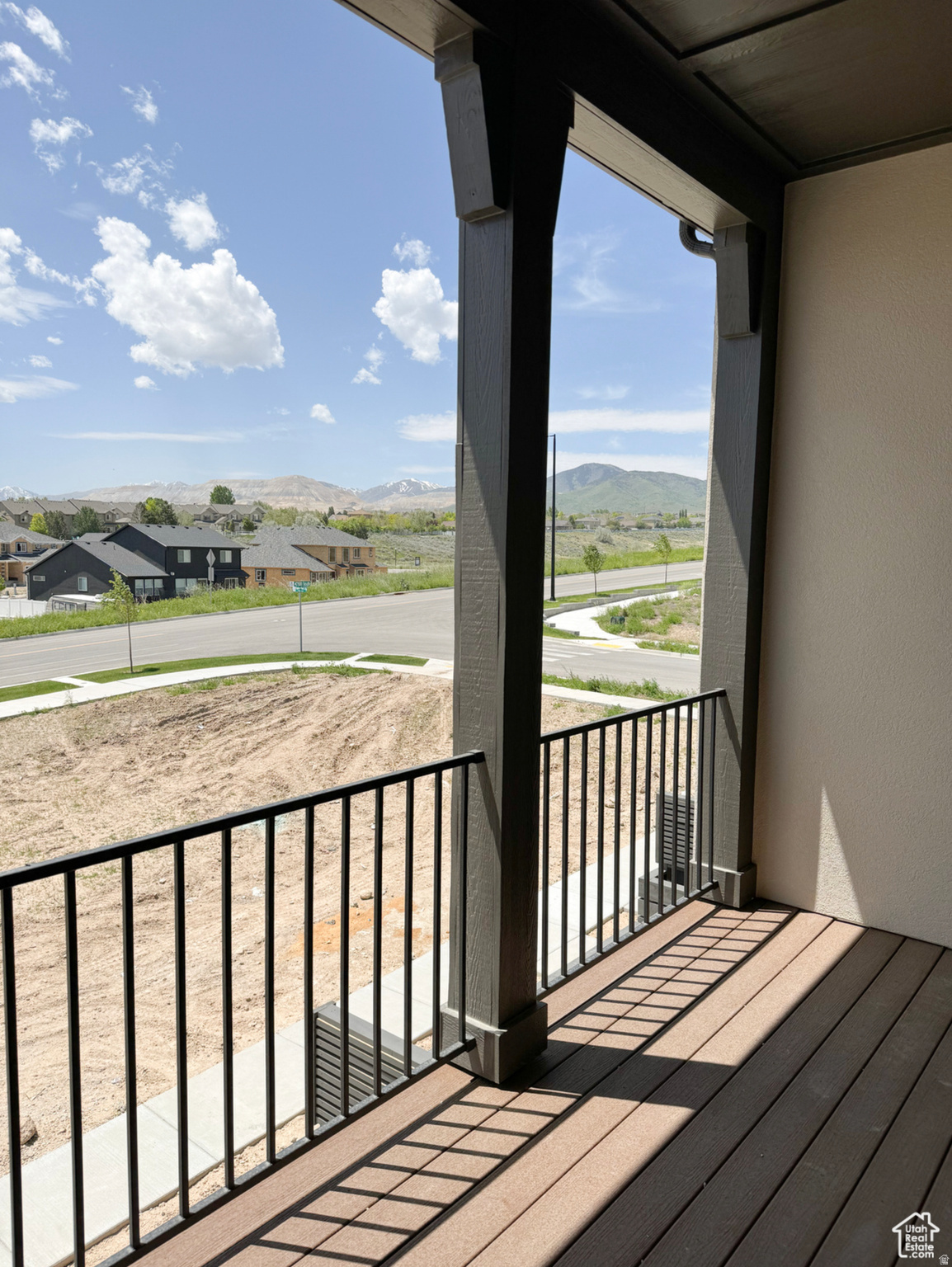 OQUIRRH WEST - Residential