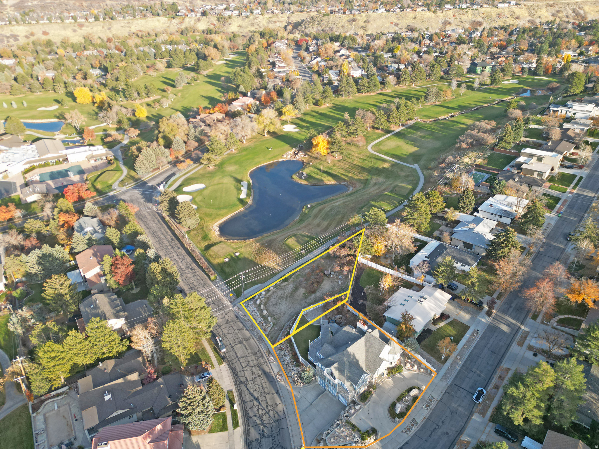 WILLOW CREEK - Land