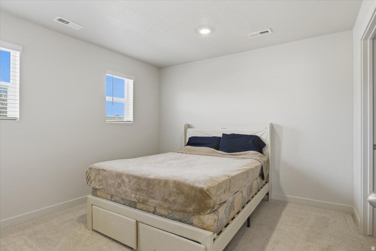 VISTA MEADOWS - Residential