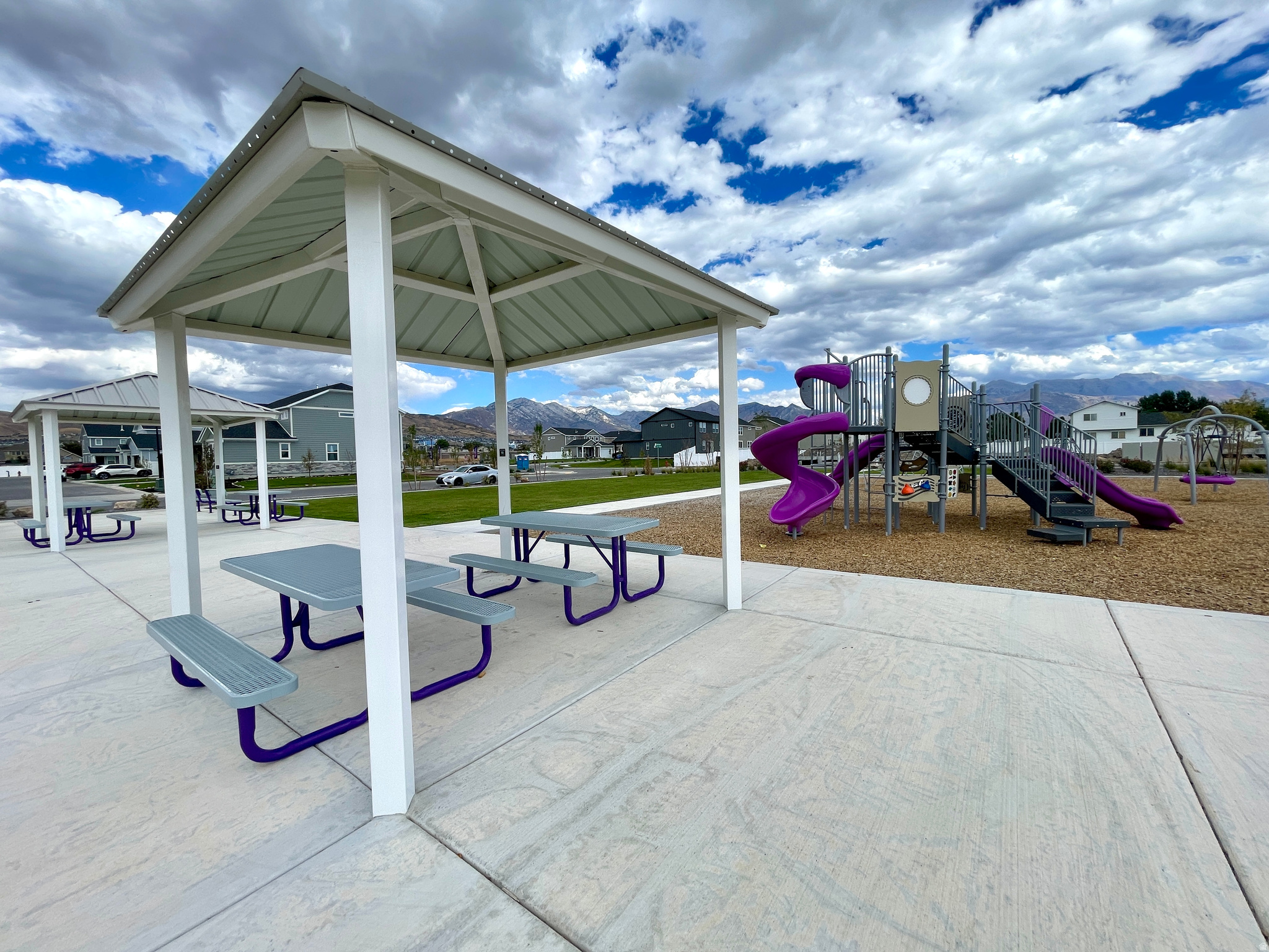 PIONEER MEADOWS - Residential