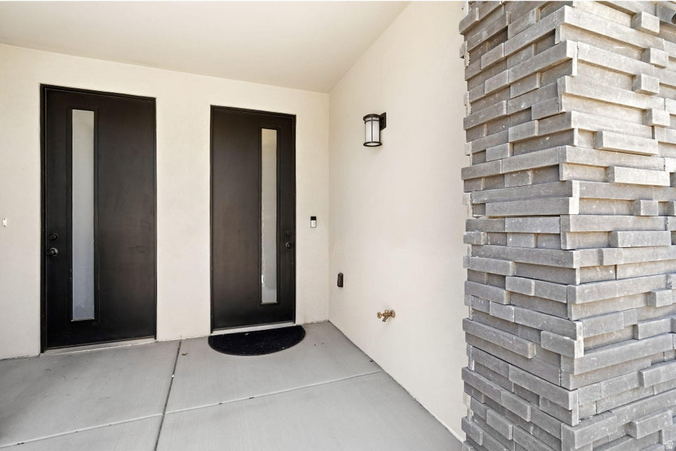 SOUTH DESERT TH 4 - Residential
