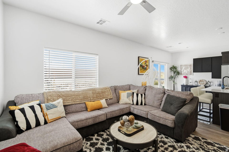SOUTH DESERT TH 4 - Residential