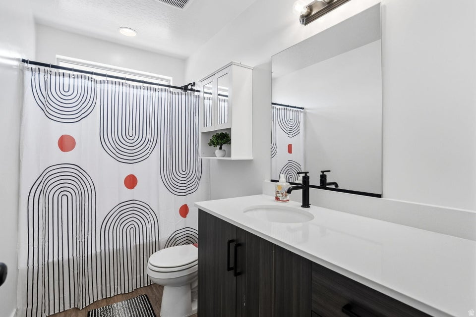 SOUTH DESERT TH 4 - Residential