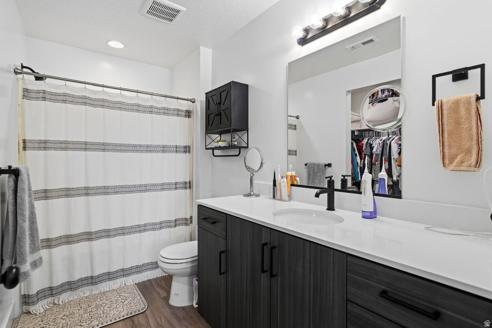 SOUTH DESERT TH 4 - Residential