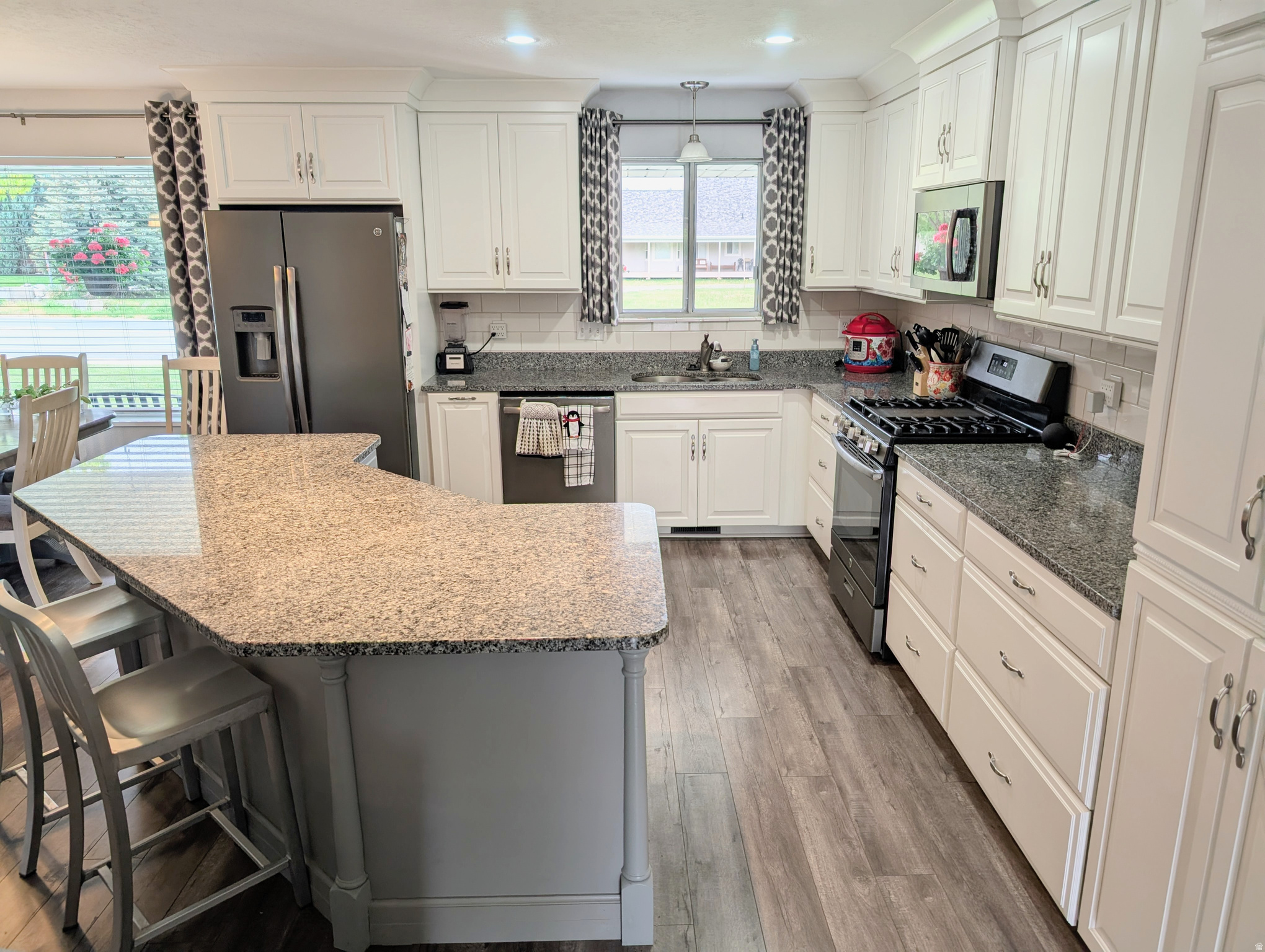 MAPLE MOUNTAIN VIEW PLAT A - Residential