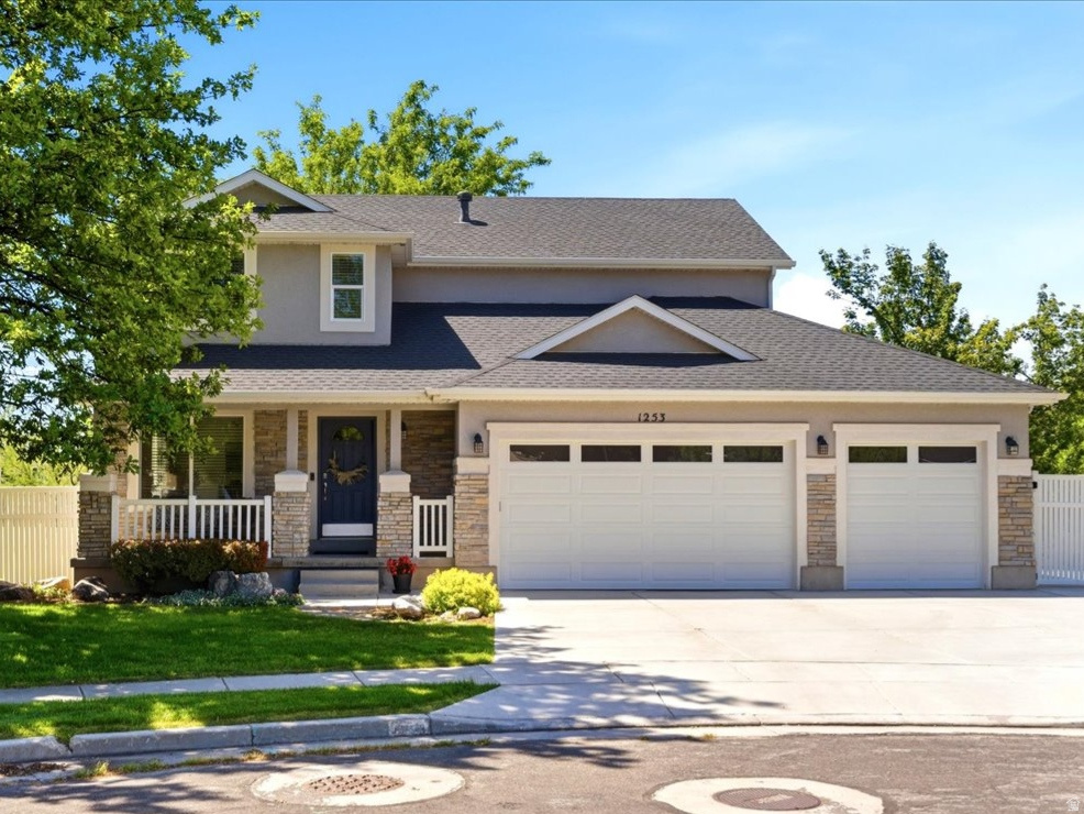 OAKRIDGE PARK ESTATE - Residential