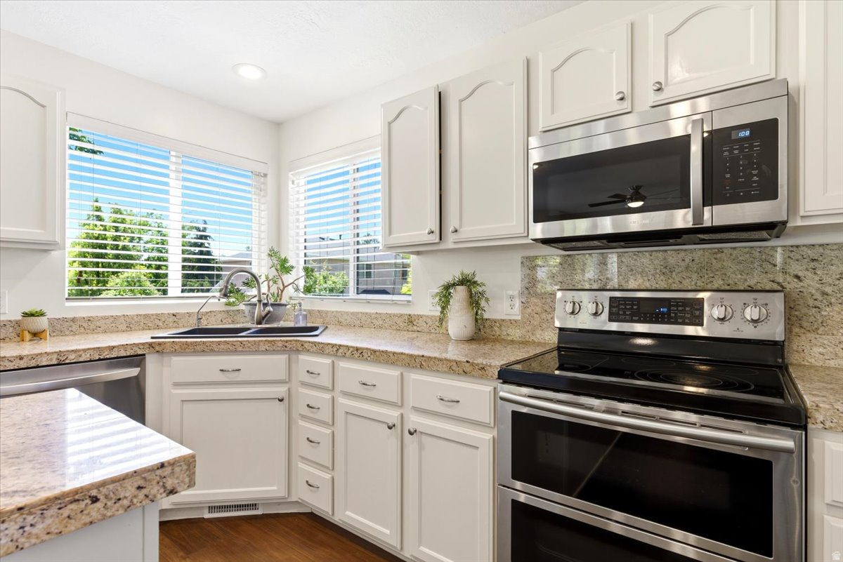 OAKRIDGE PARK ESTATE - Residential
