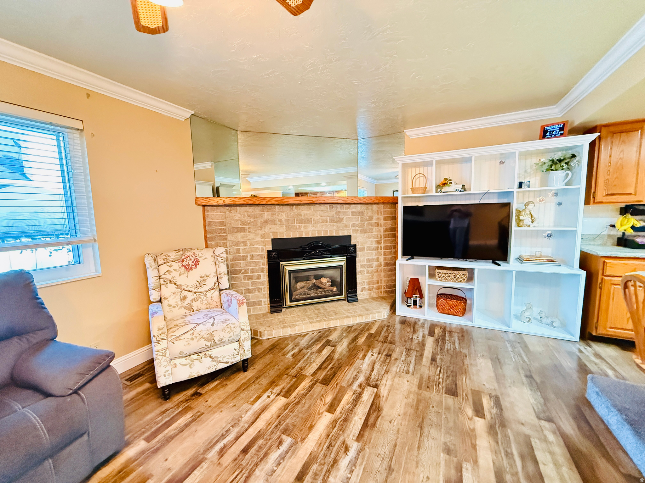 MILESTONE CONDO - Residential
