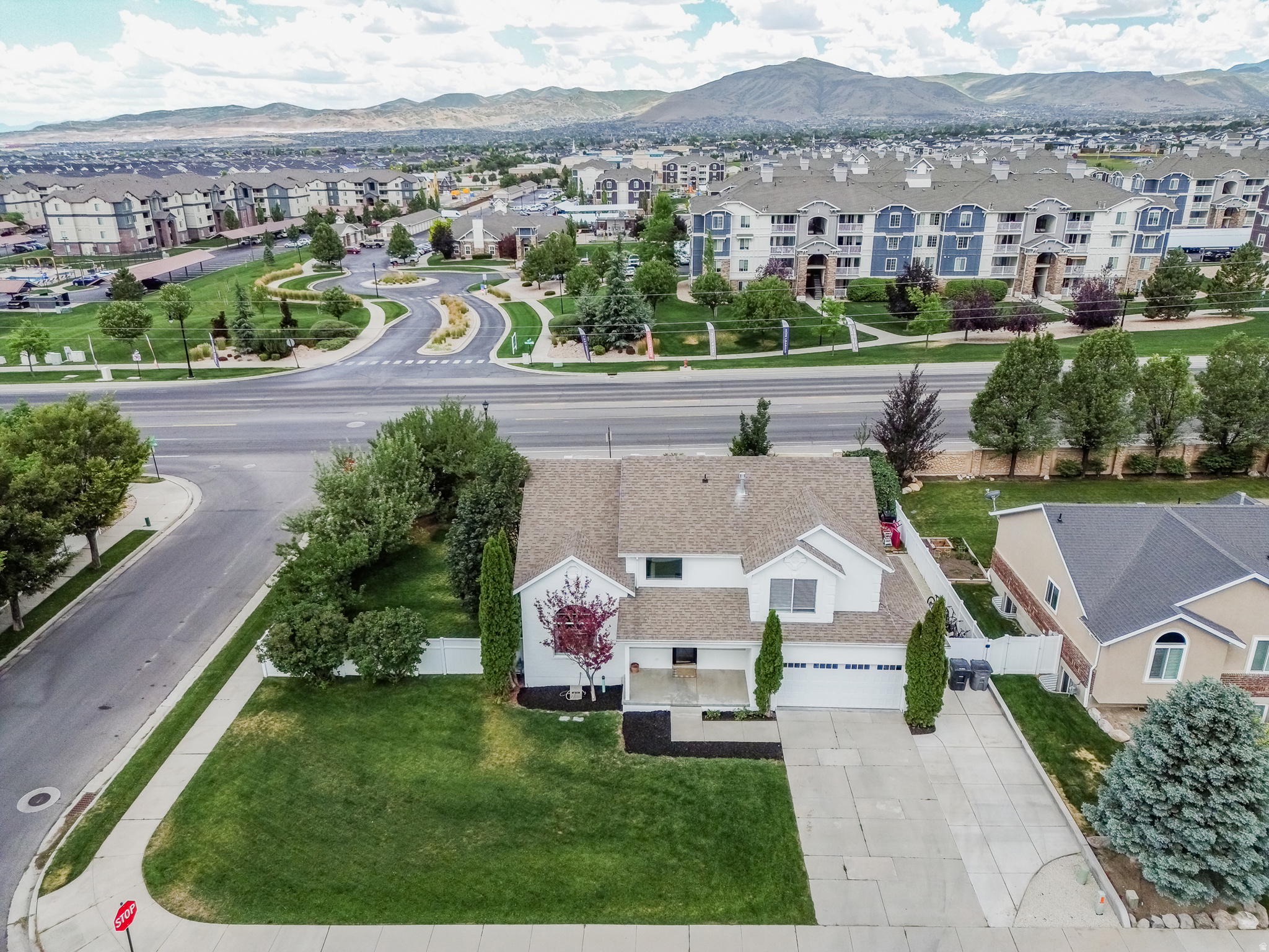 SUNSTONE - Residential