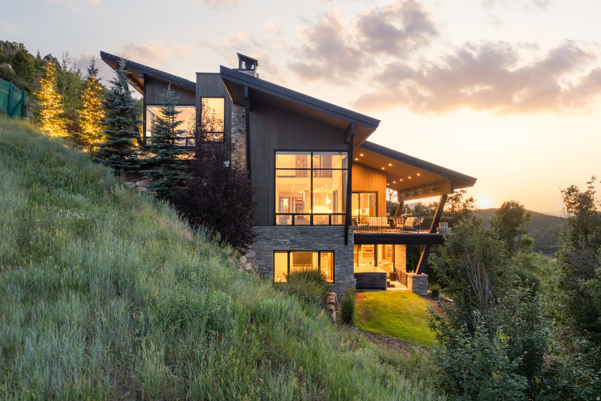 DEER CREST ESTATES - Residential