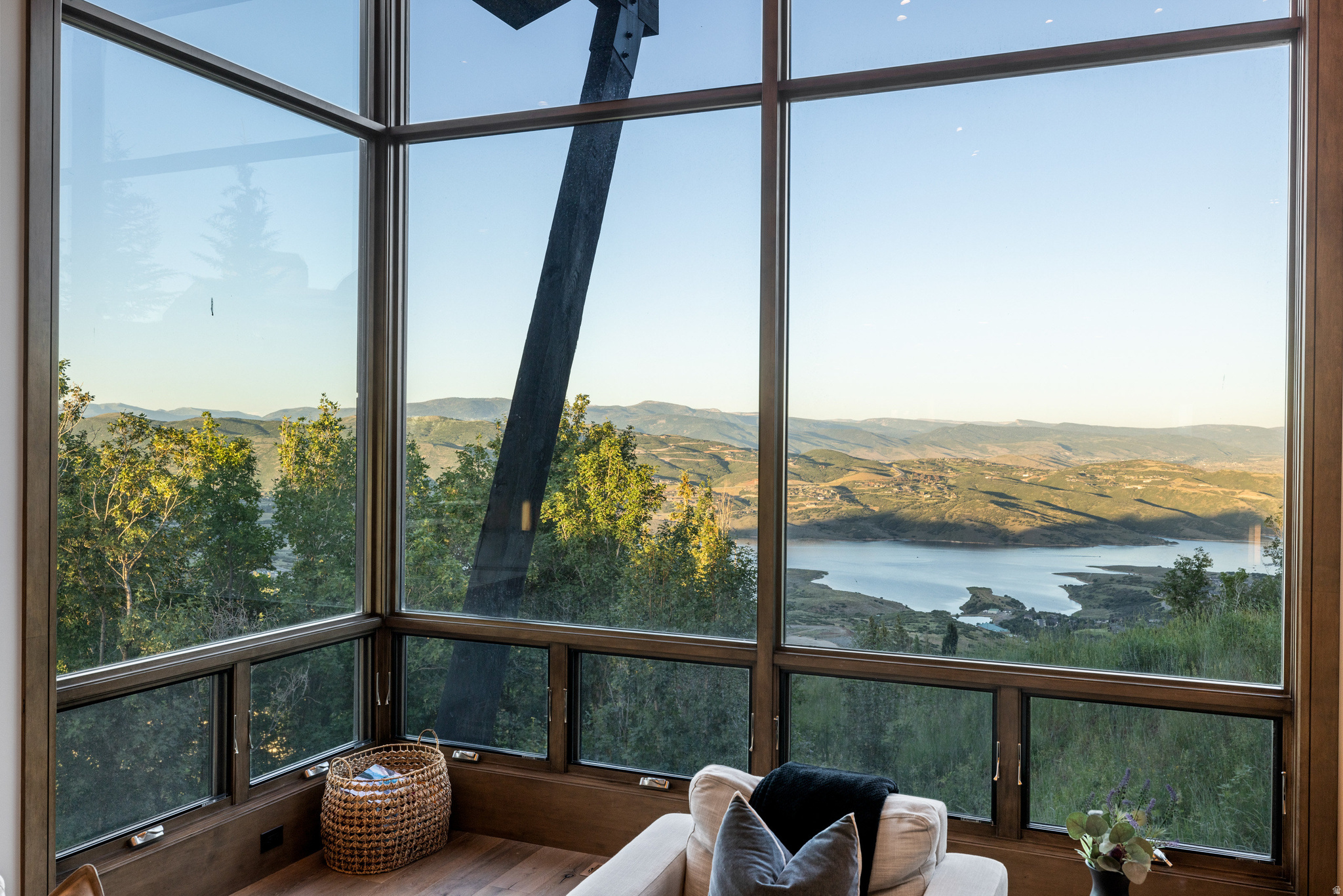 DEER CREST ESTATES - Residential