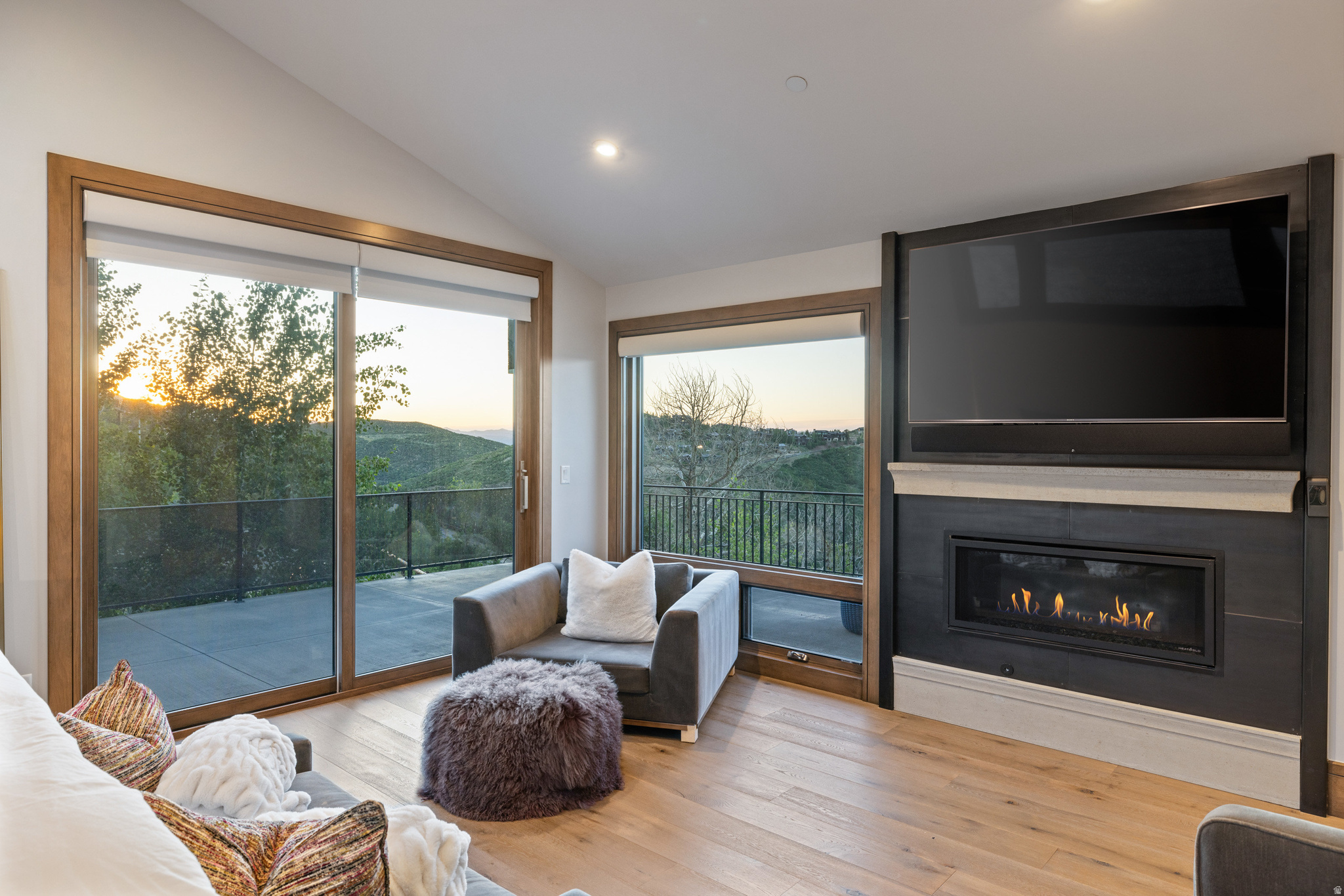 DEER CREST ESTATES - Residential