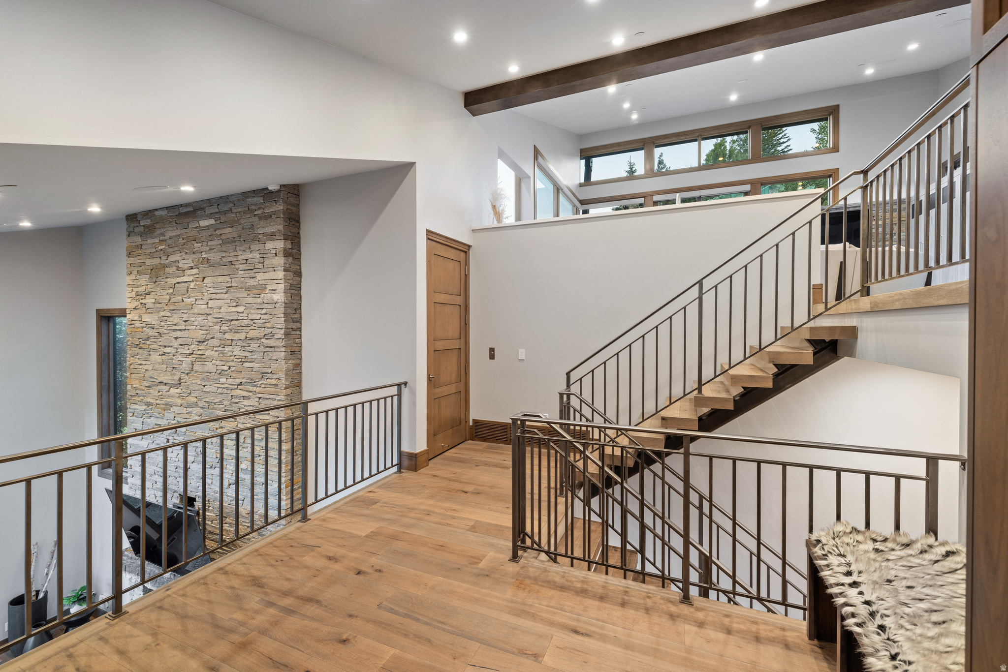 DEER CREST ESTATES - Residential
