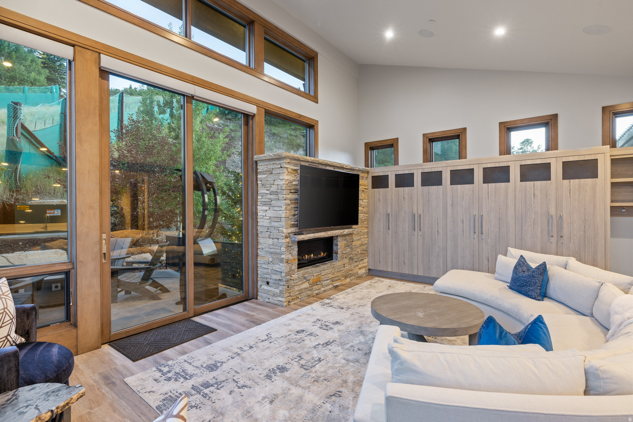 DEER CREST ESTATES - Residential