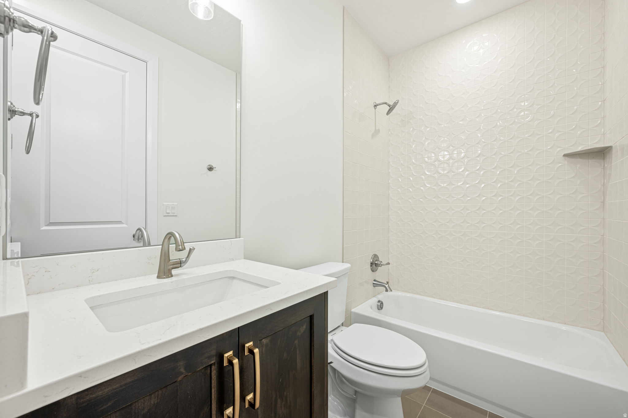 ATKINVILLE TOWNHOMES AT DESERT COLOR - Residential