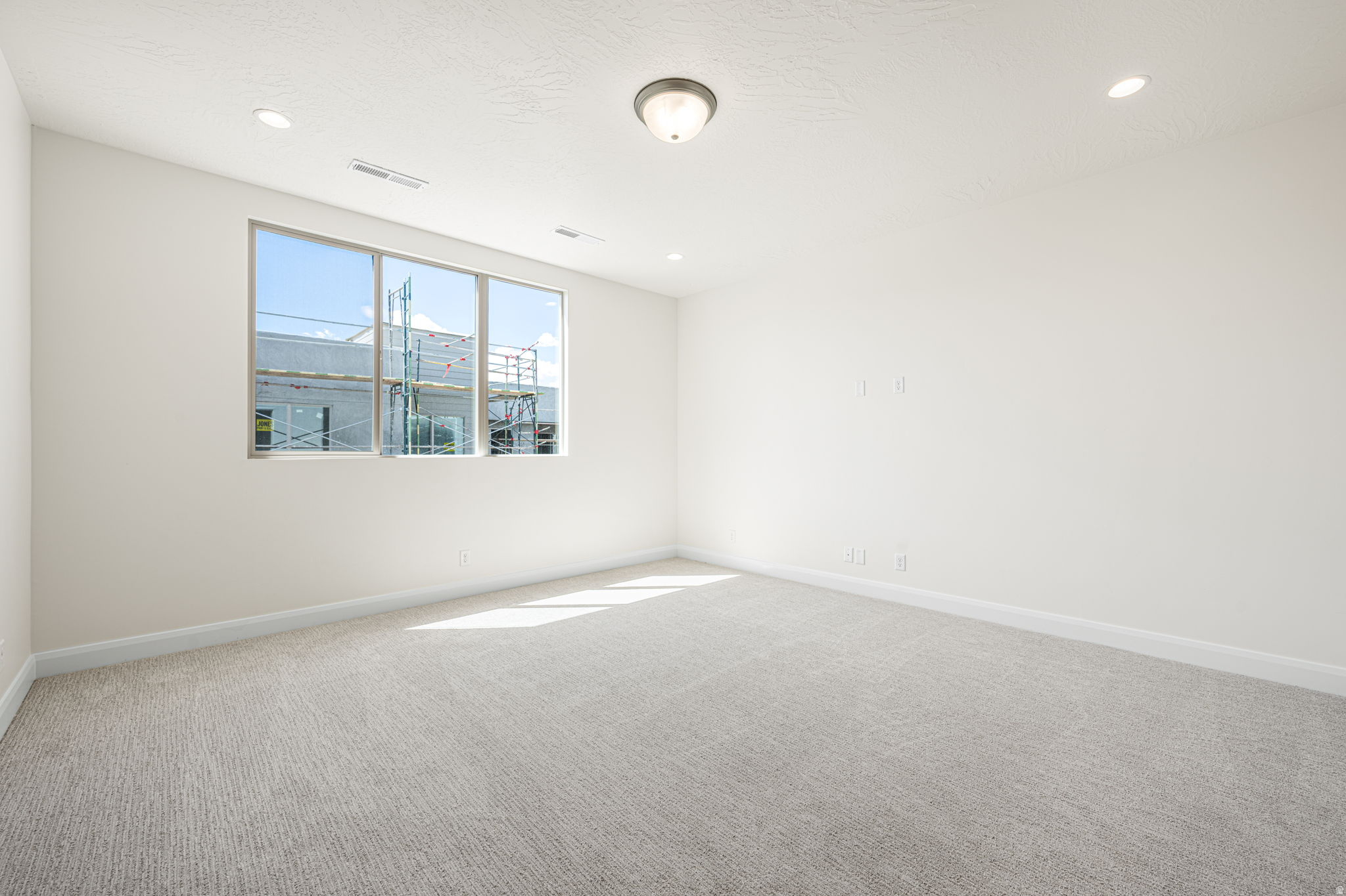 ATKINVILLE TOWNHOMES AT DESERT COLOR - Residential