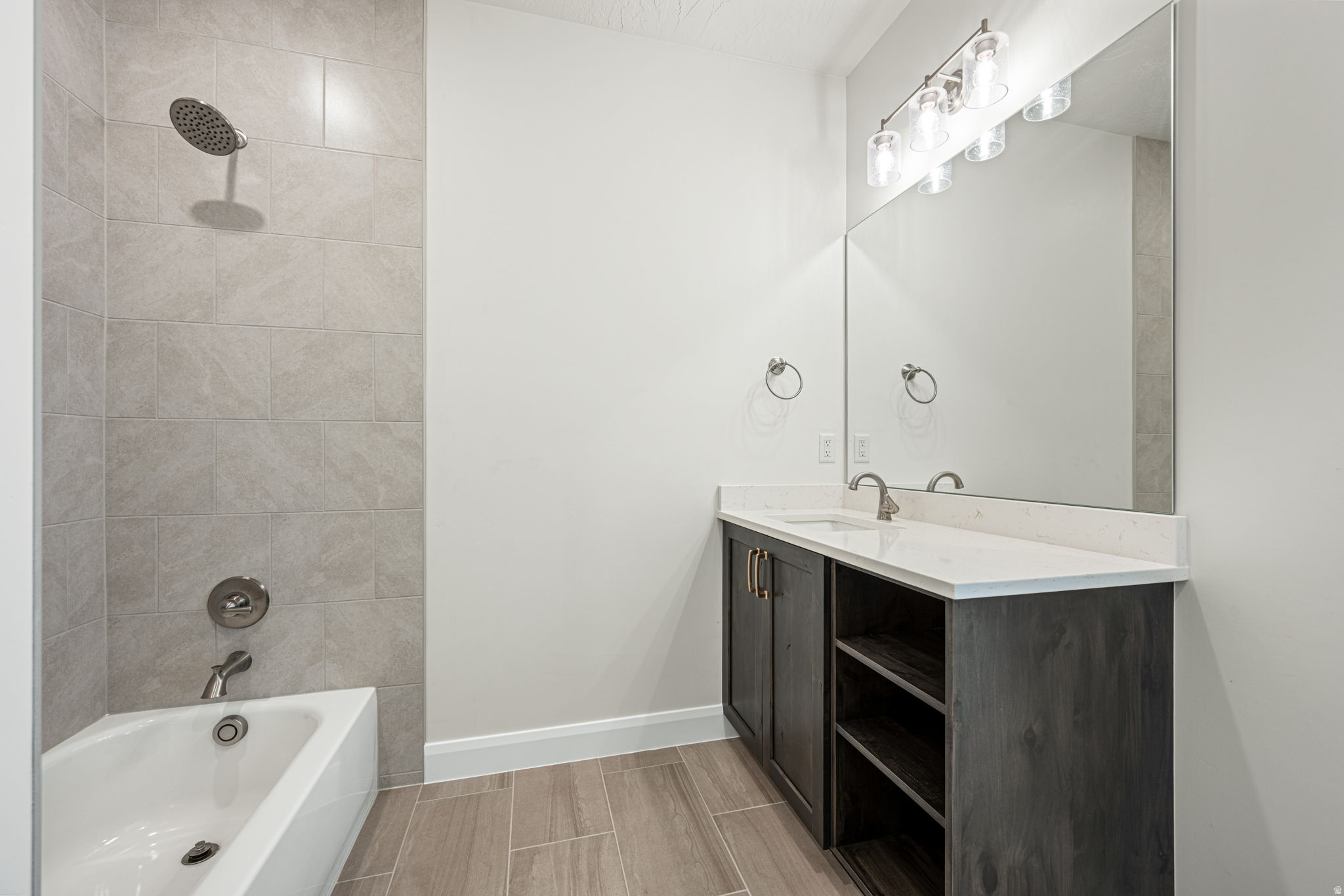ATKINVILLE TOWNHOMES AT DESERT COLOR - Residential