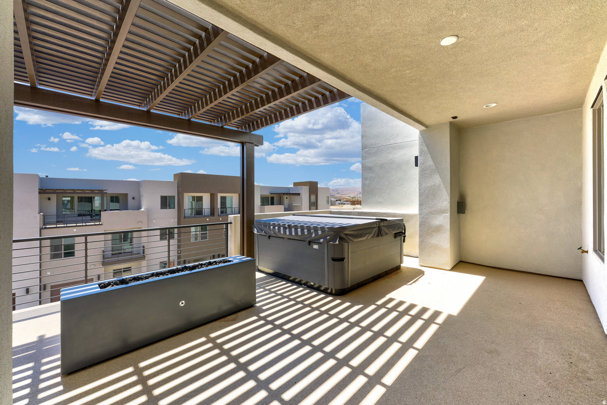 ATKINVILLE TOWNHOMES AT DESERT COLOR - Residential