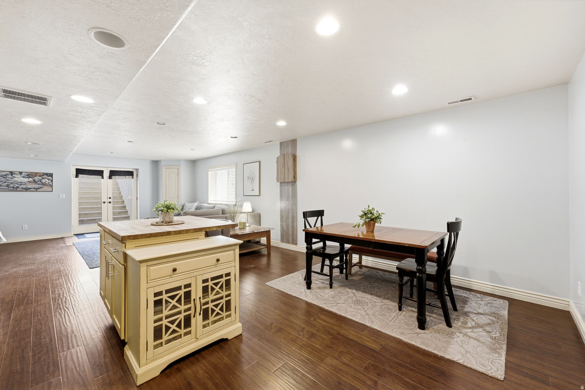 EVANS MEADOWS - Residential