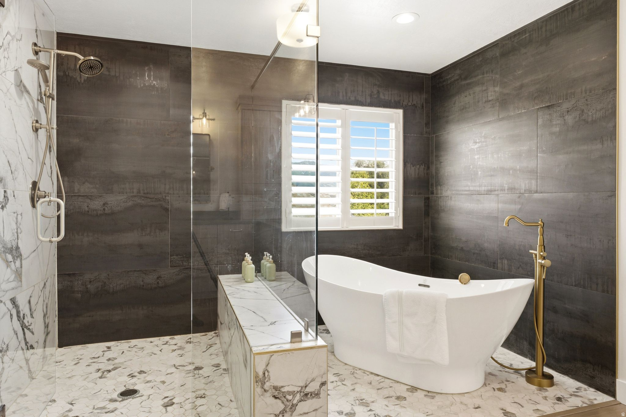 EVANS MEADOWS - Residential
