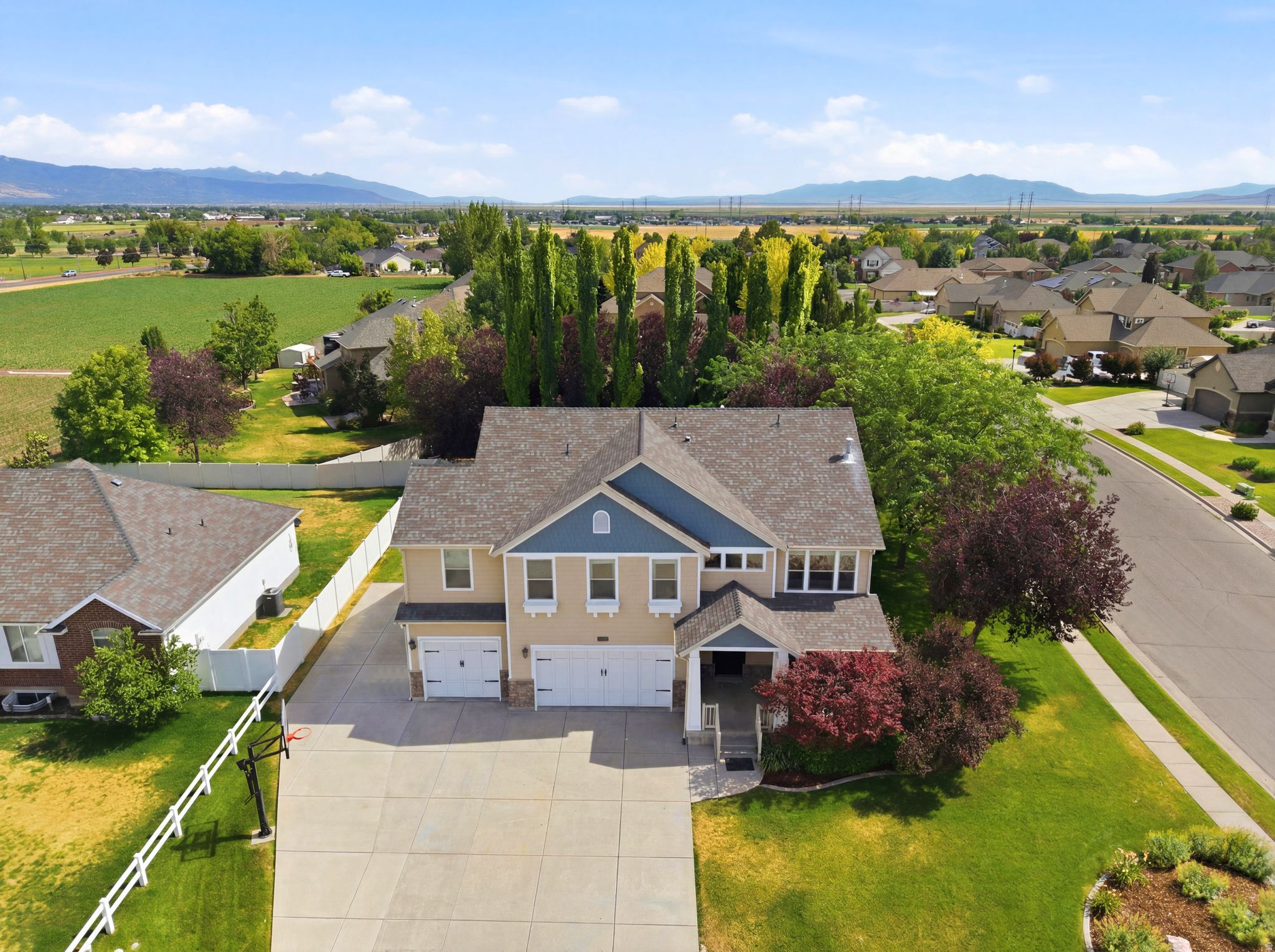 EVANS MEADOWS - Residential