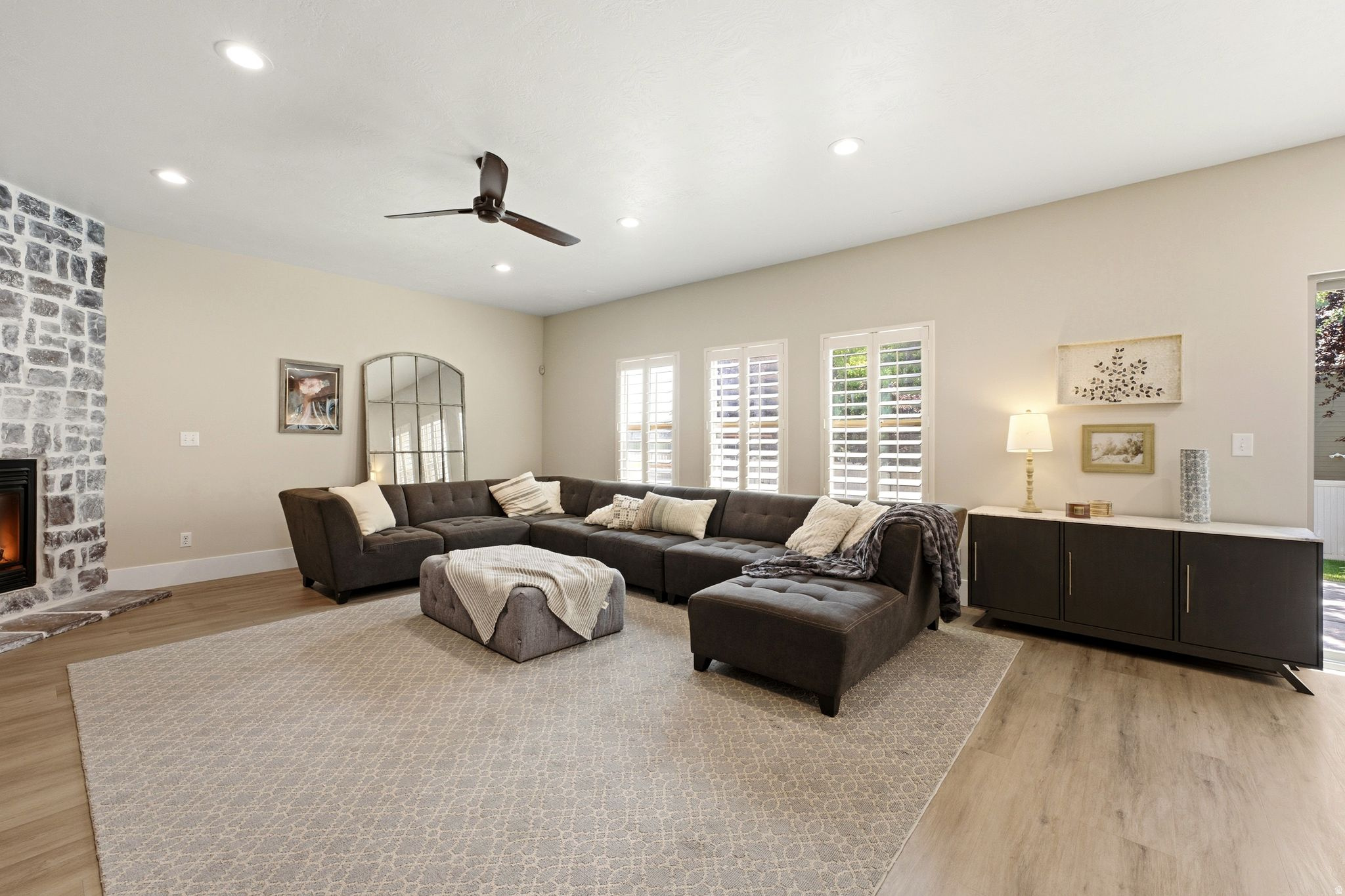 EVANS MEADOWS - Residential