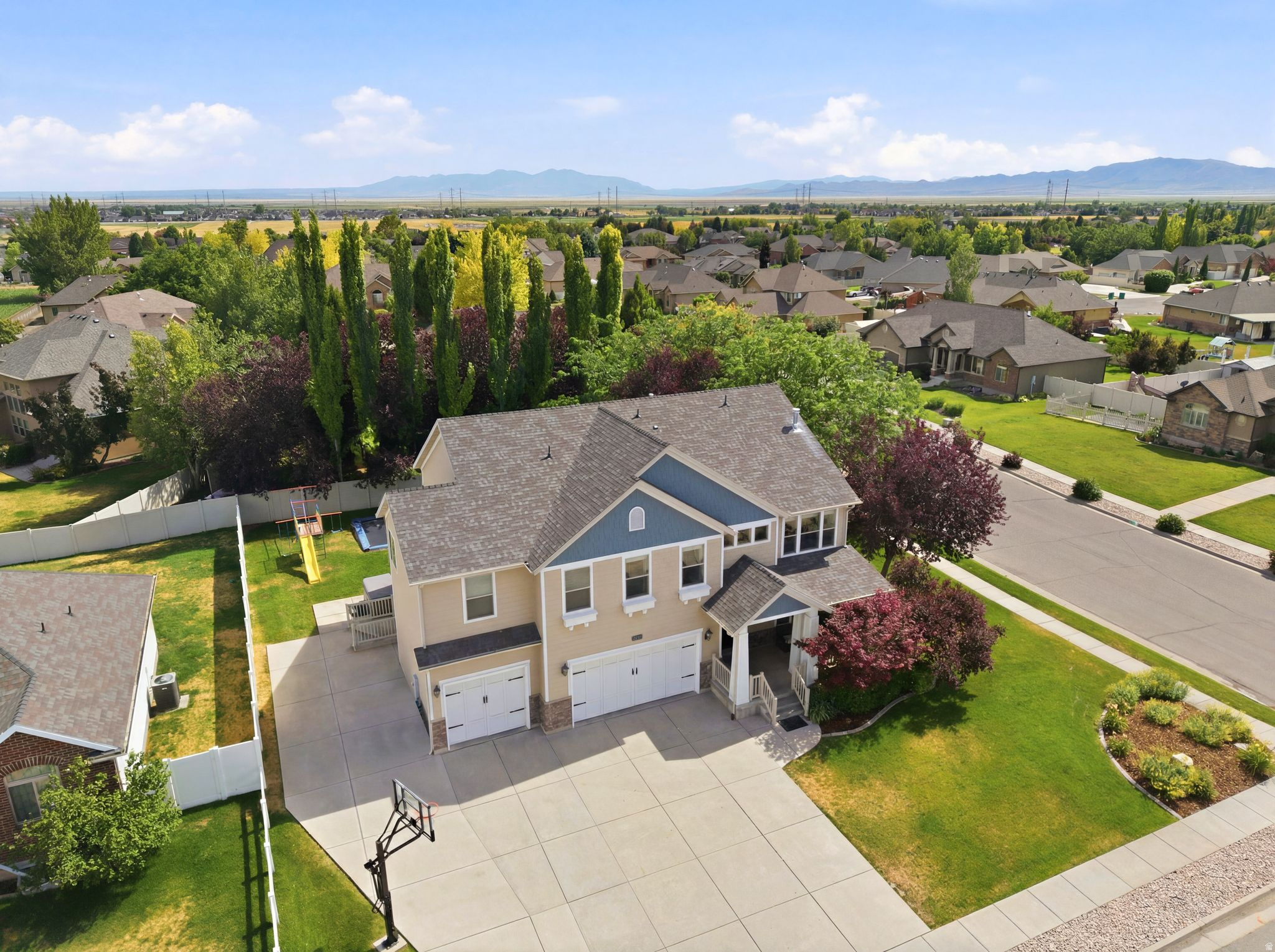 EVANS MEADOWS - Residential