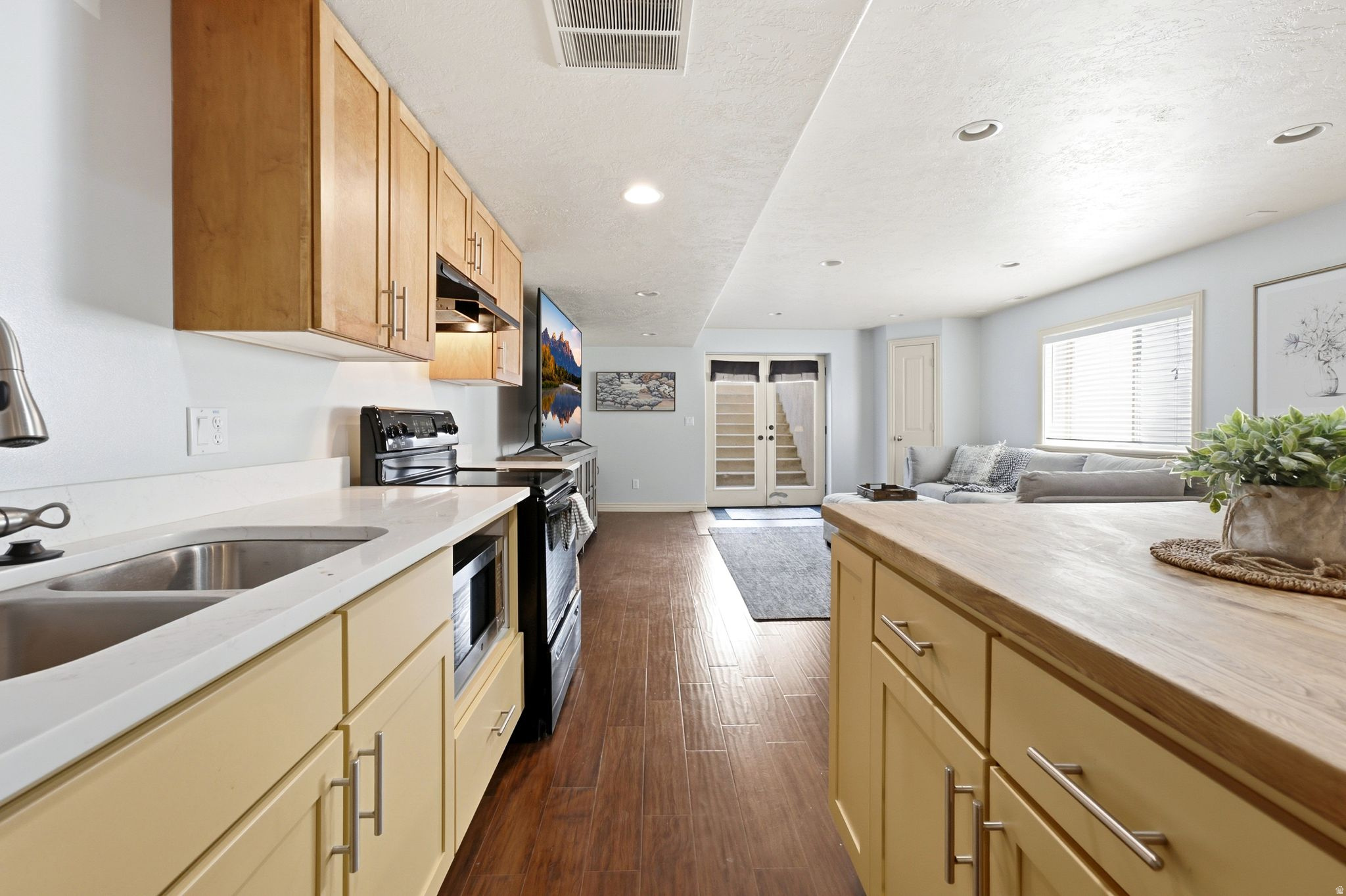 EVANS MEADOWS - Residential