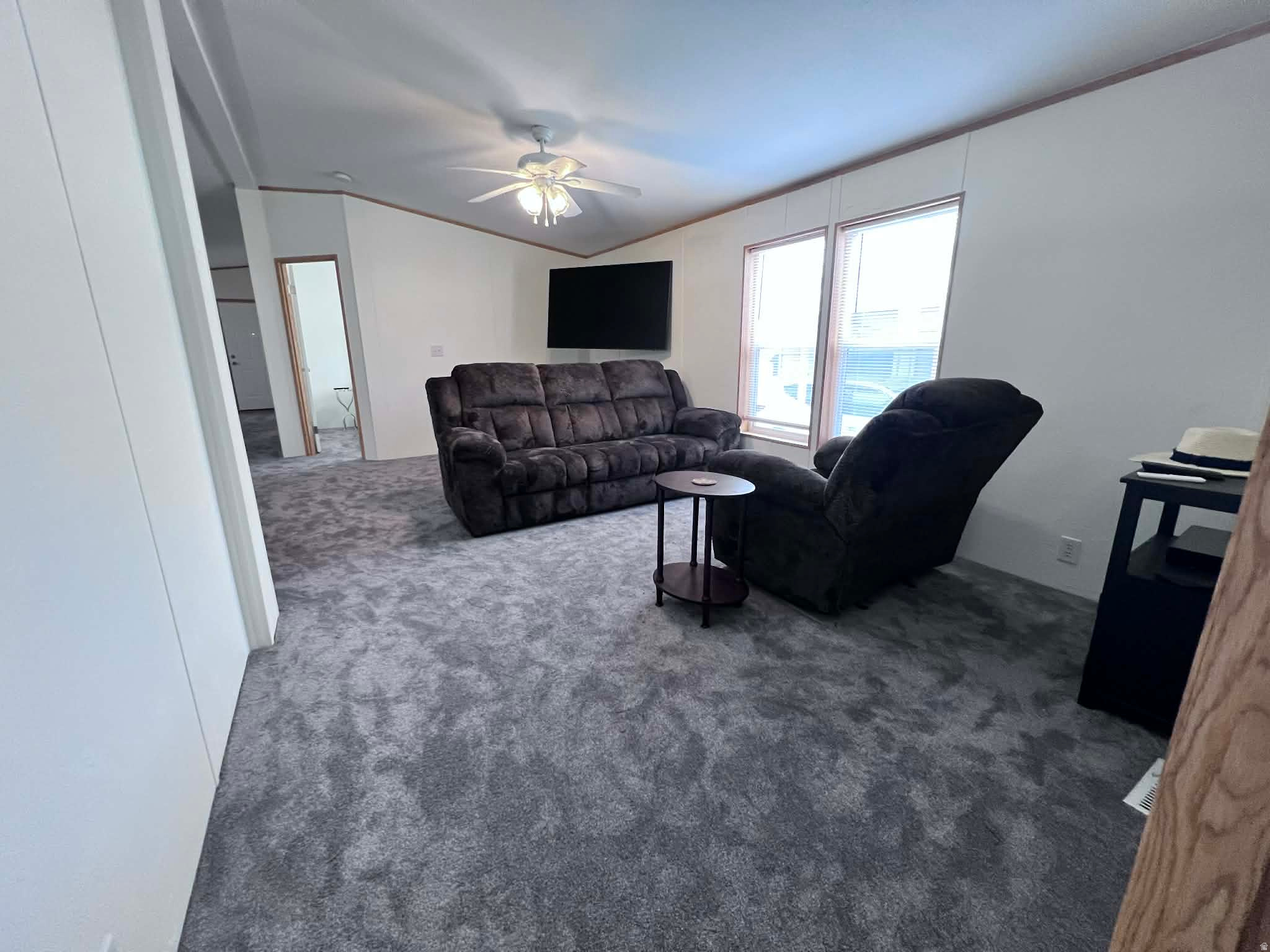 APPLEWOOD - Residential