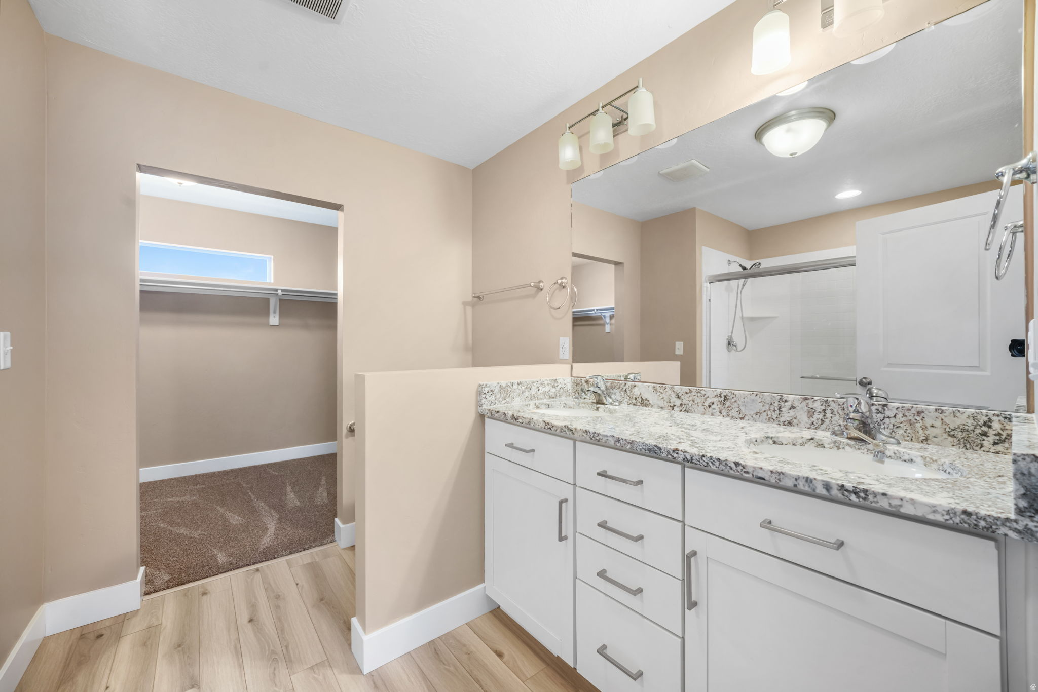 SCENIC MOUNTAIN - Residential