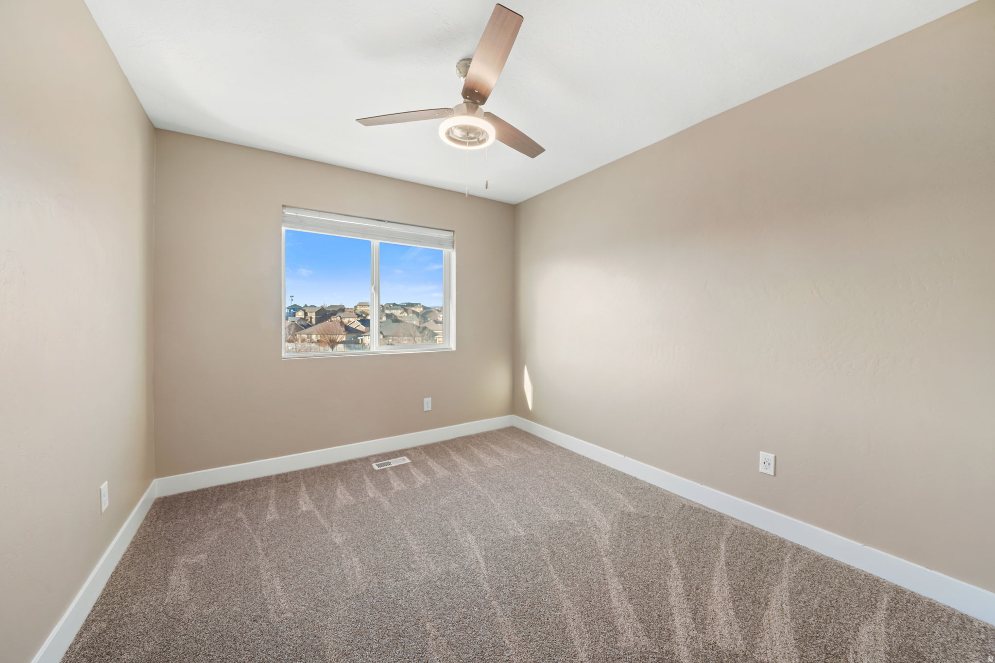 SCENIC MOUNTAIN - Residential