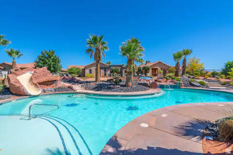 PARADISE VILLAGE AT - Residential