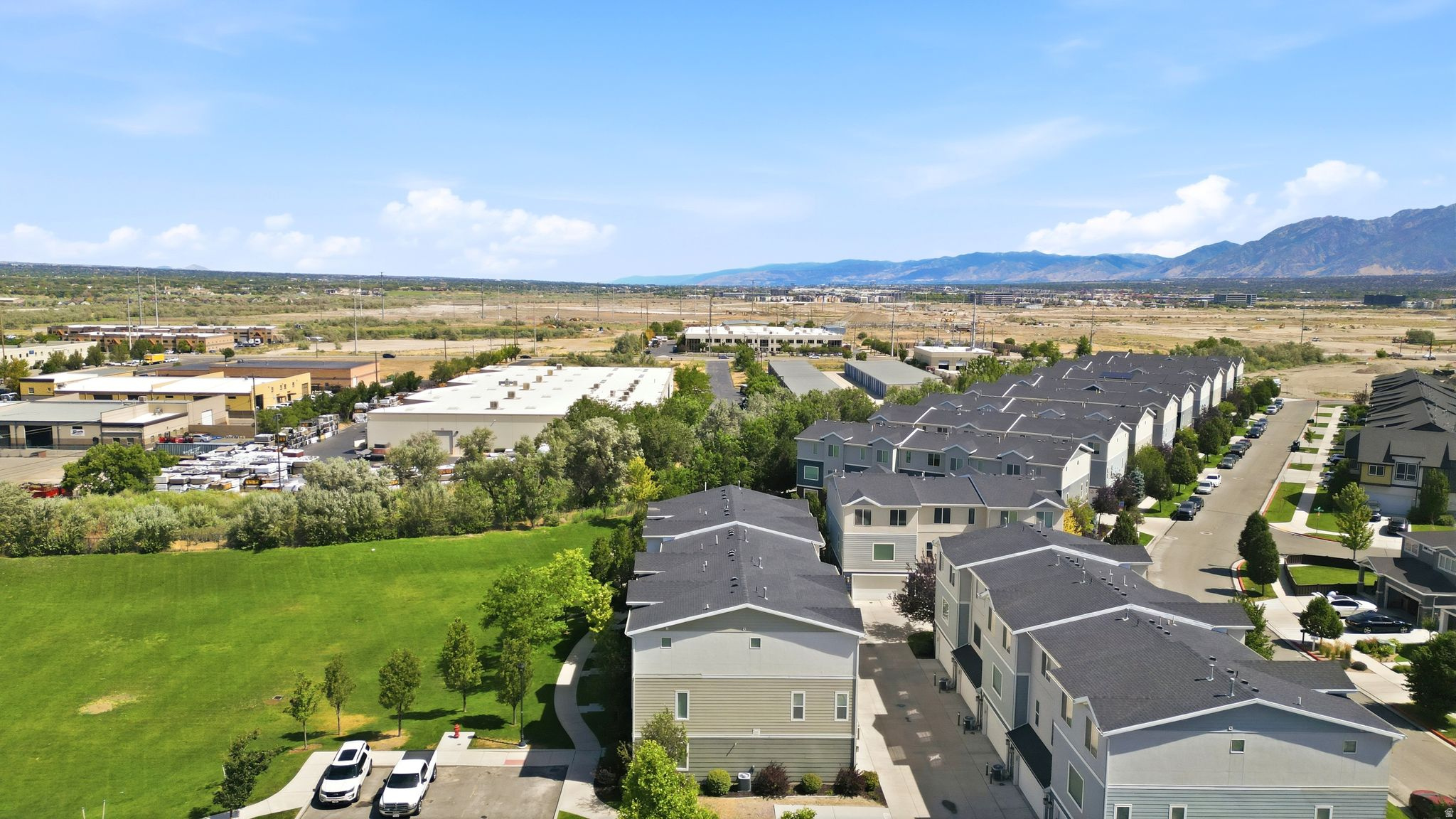 MARKETPLACE ACLAIME - Residential