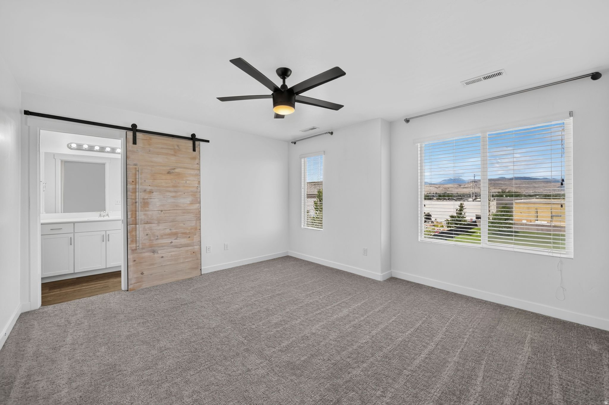 MARKETPLACE ACLAIME - Residential