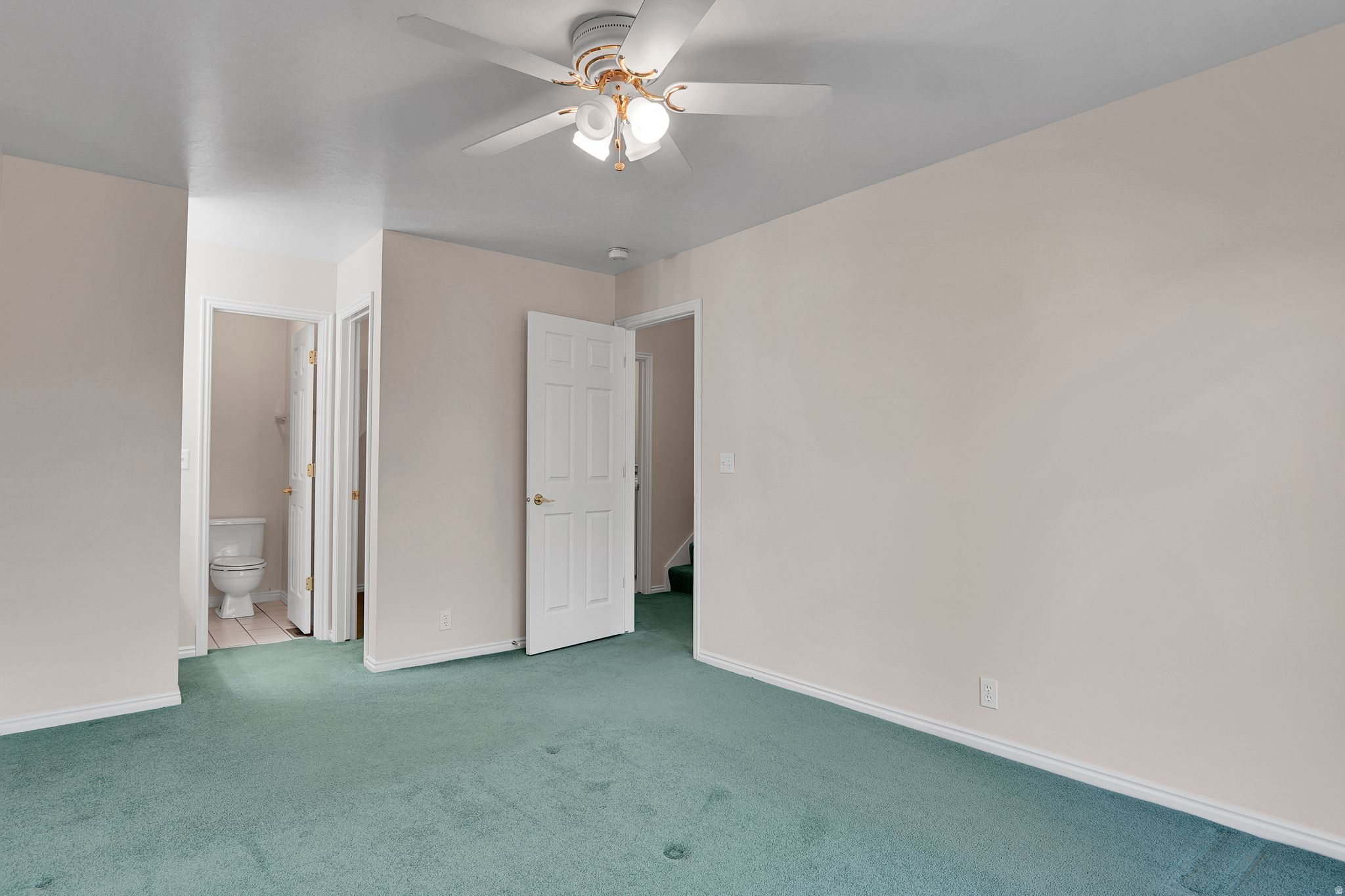 SWISS OAKS - Residential