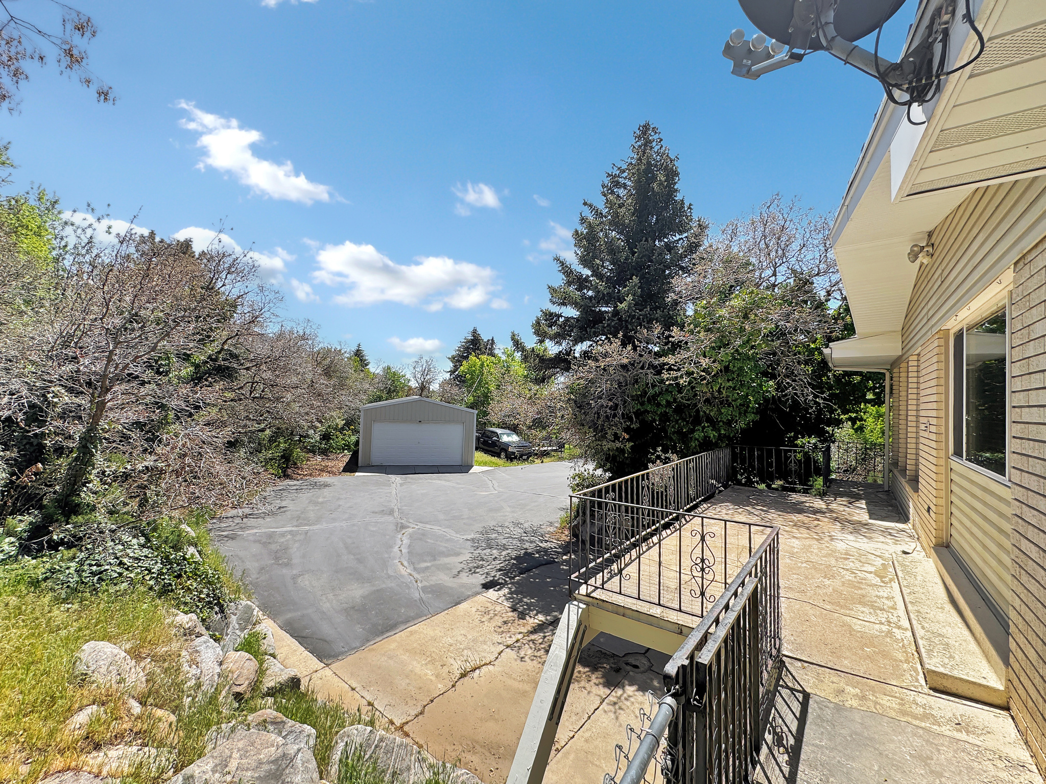 WOODLAND ESTATES - Residential