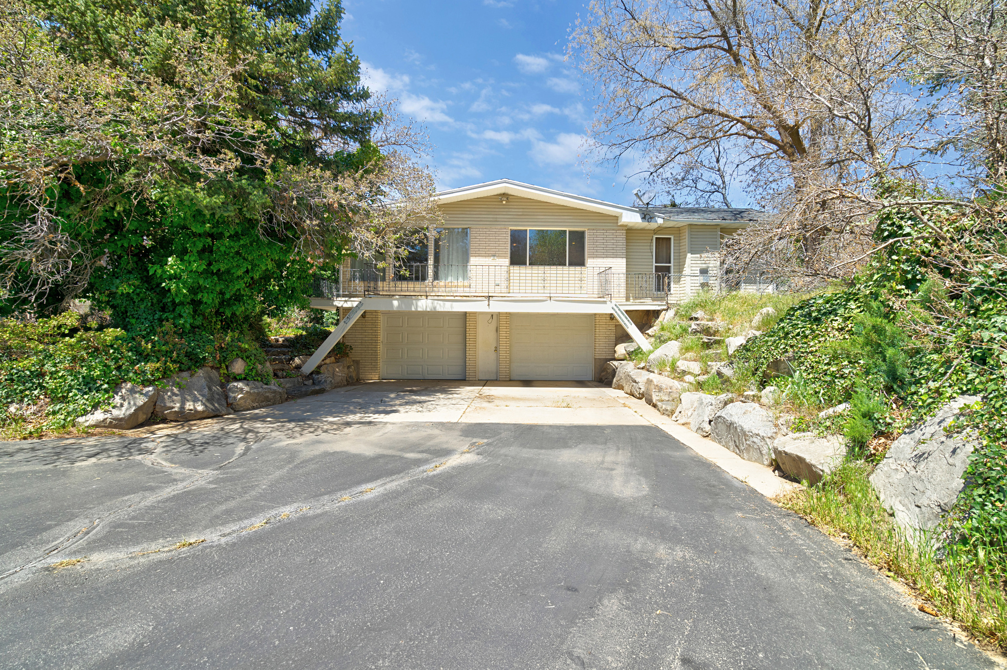 WOODLAND ESTATES - Residential