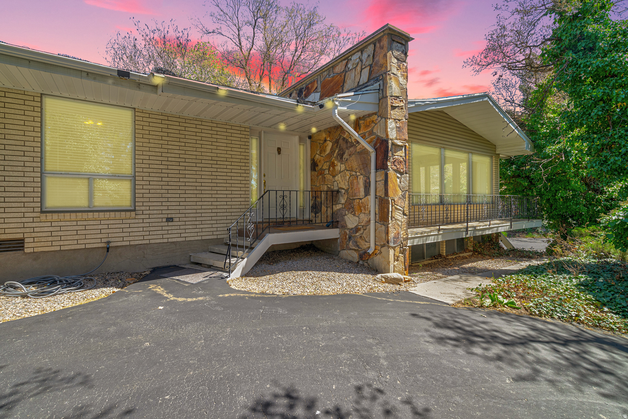 WOODLAND ESTATES - Residential