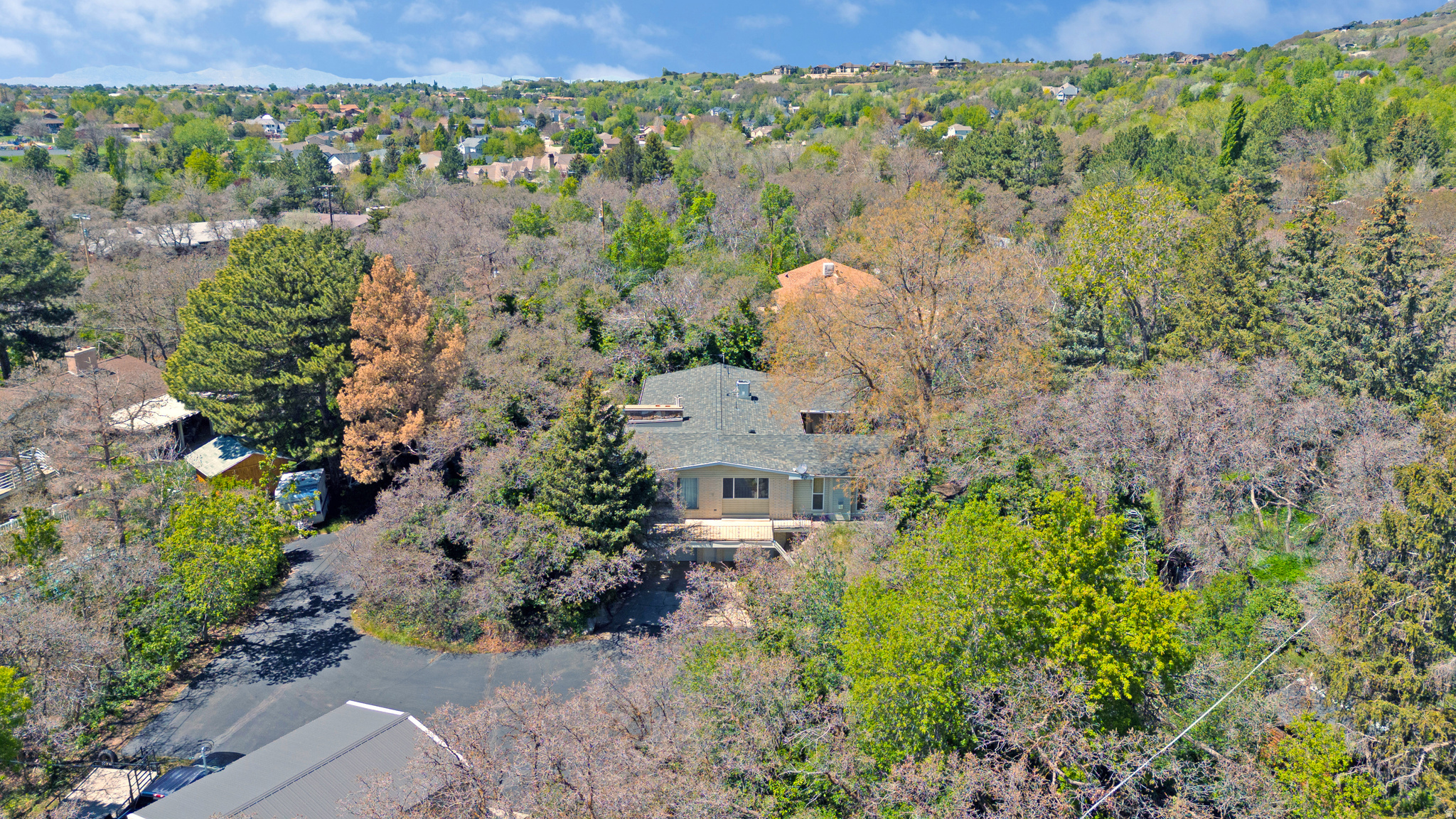 WOODLAND ESTATES - Residential