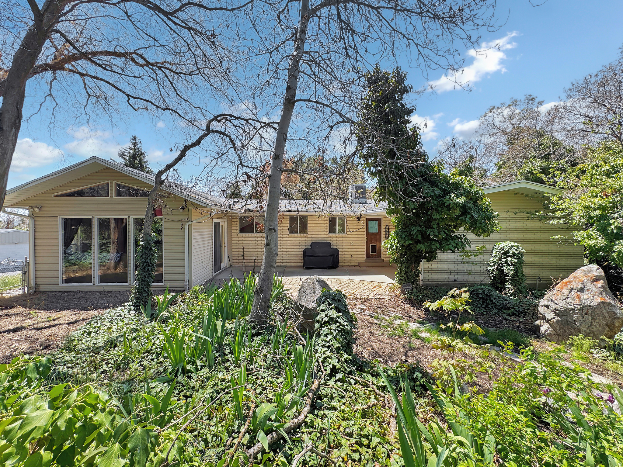 WOODLAND ESTATES - Residential