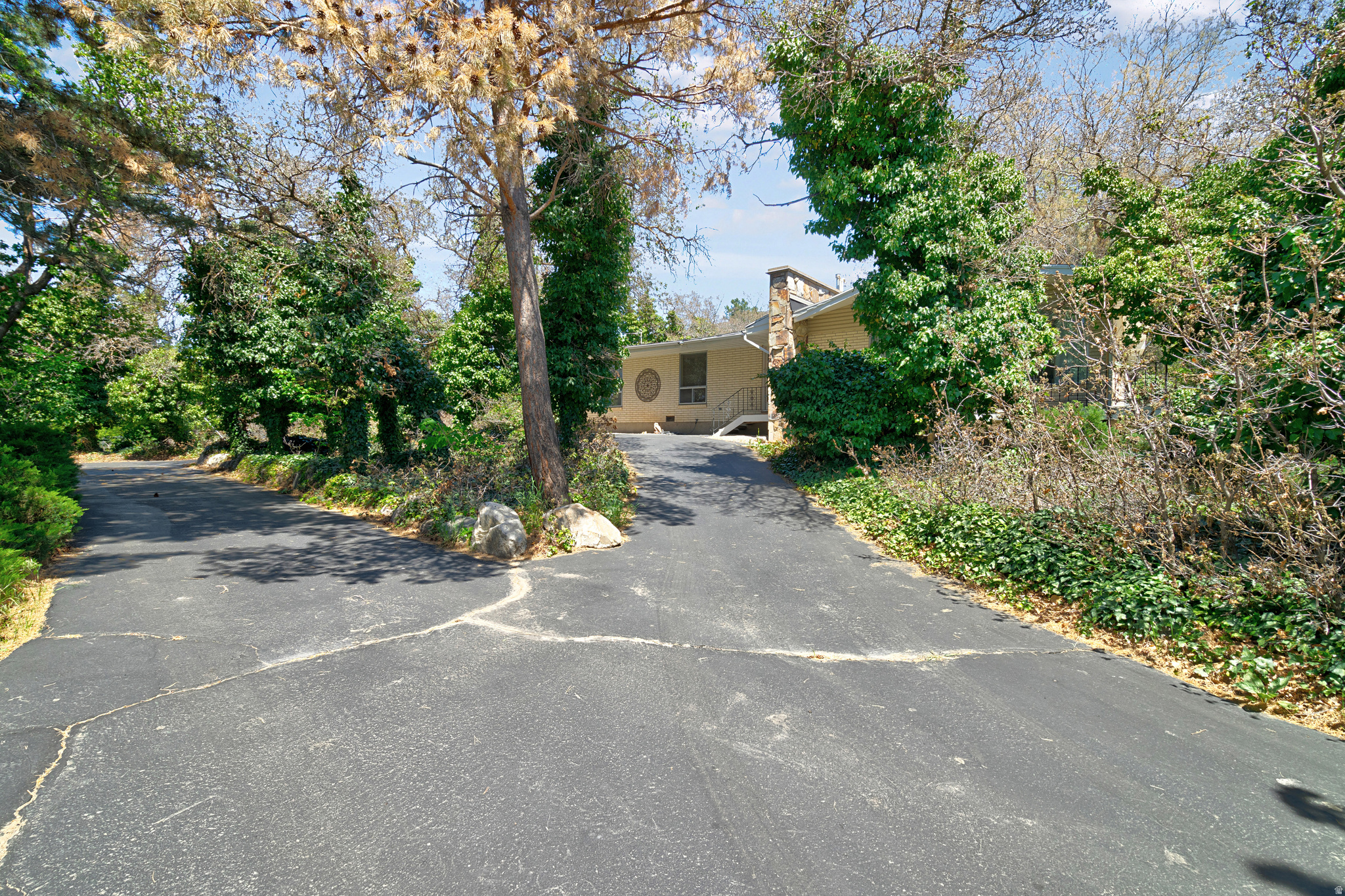 WOODLAND ESTATES - Residential