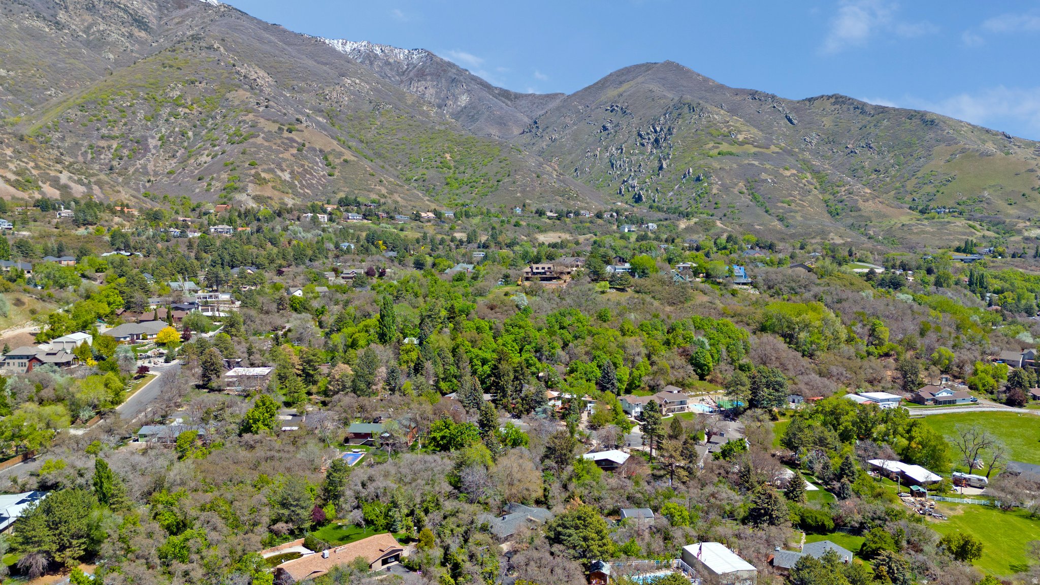 WOODLAND ESTATES - Residential