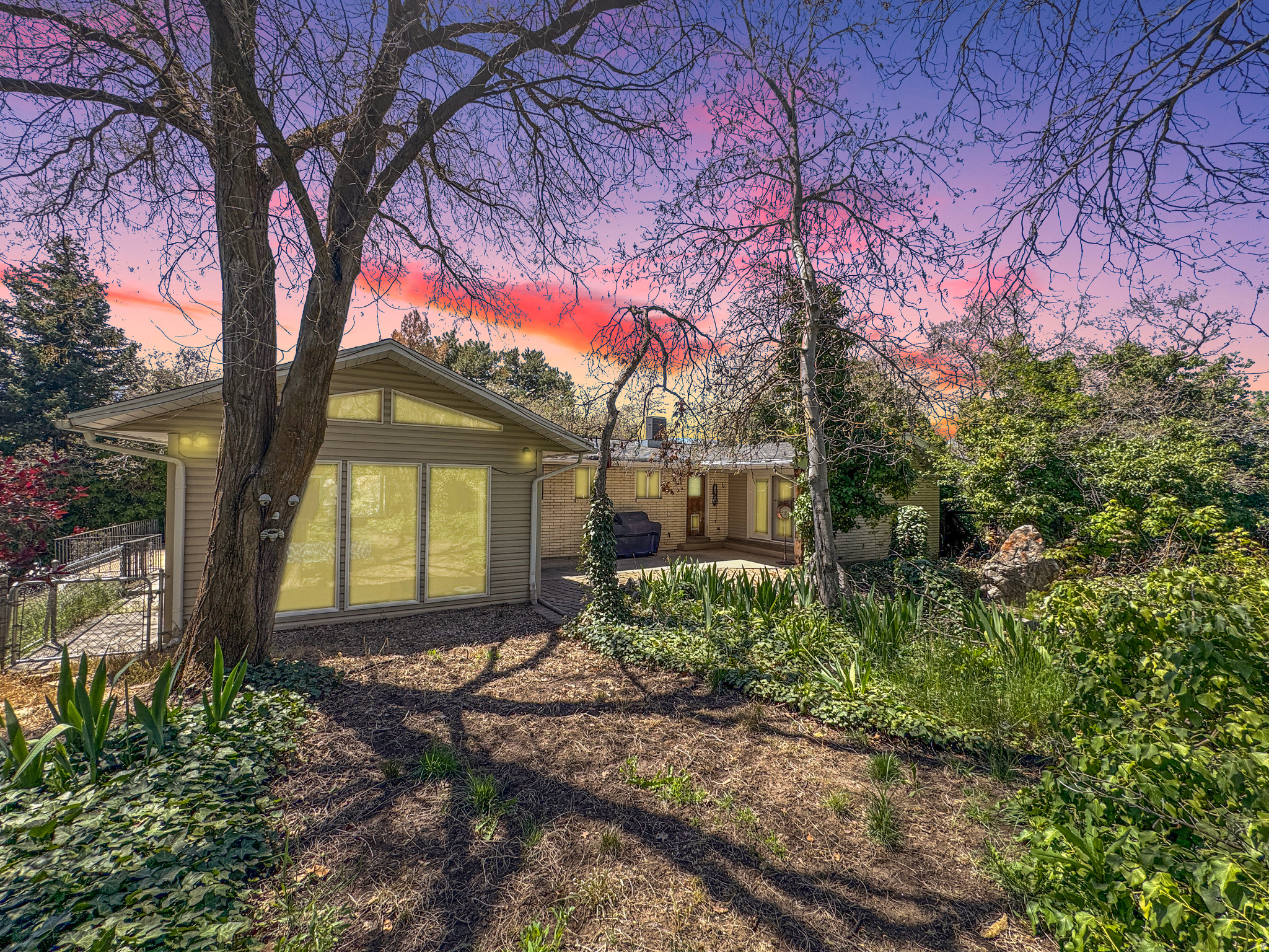 WOODLAND ESTATES - Residential