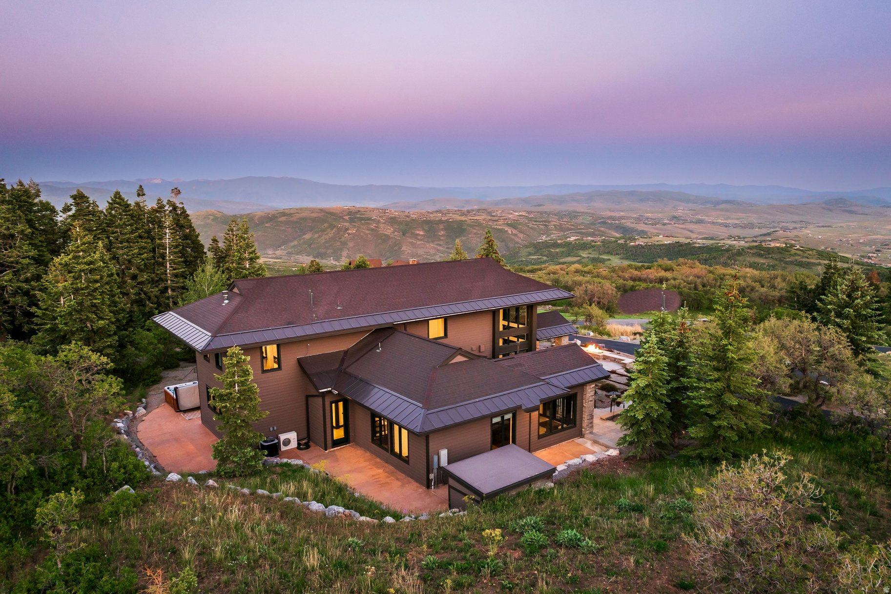 RED HAWK - Residential